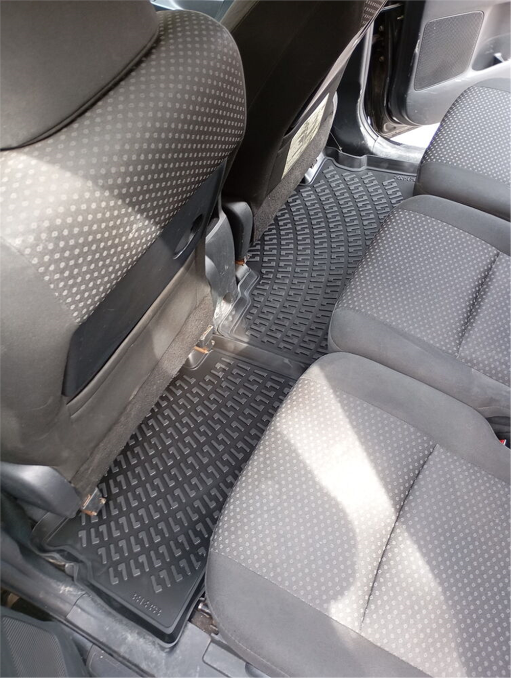 Toyota Verso 2009 Sonrası Havuzlu Paspas