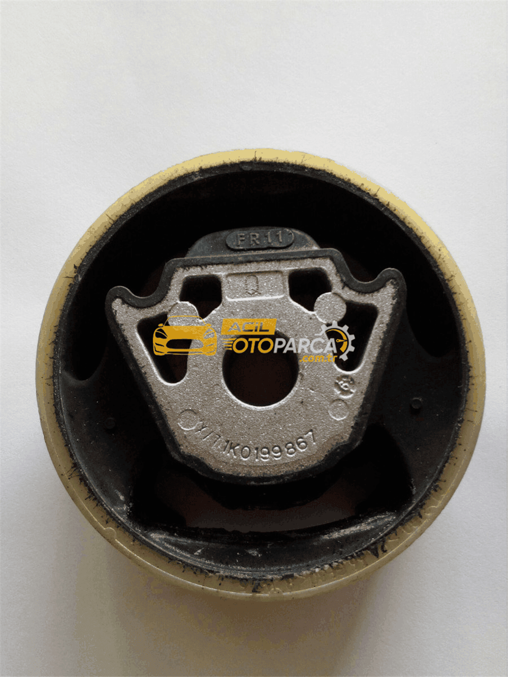 Volkswagen İTHAL 1K0199867 | Volkswagen Golf 5 2004-2008 Model Arası Travers Takozu Alt Ürün
