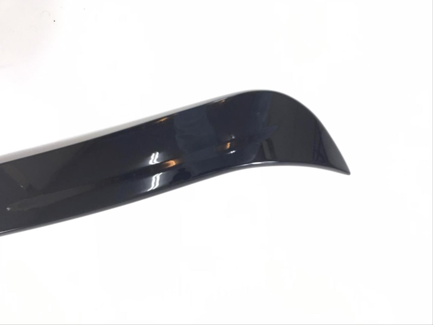W117 CLA IÇIN UYUMLU CLA (2013-2019) CAM ÜSTÜ SPOILER  - PIANO BLACK (PARLAK  SIYAH) 