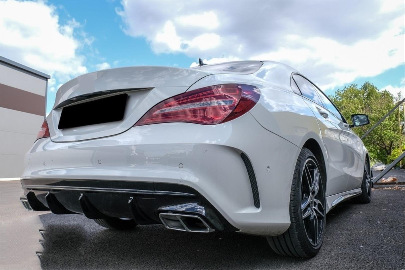 W117 CLA IÇIN UYUMLU CLA 45 GÖRÜNÜM  DIFÜZÖR & EGZOZ SETI 16-19 SILVER EGZOZ ILE