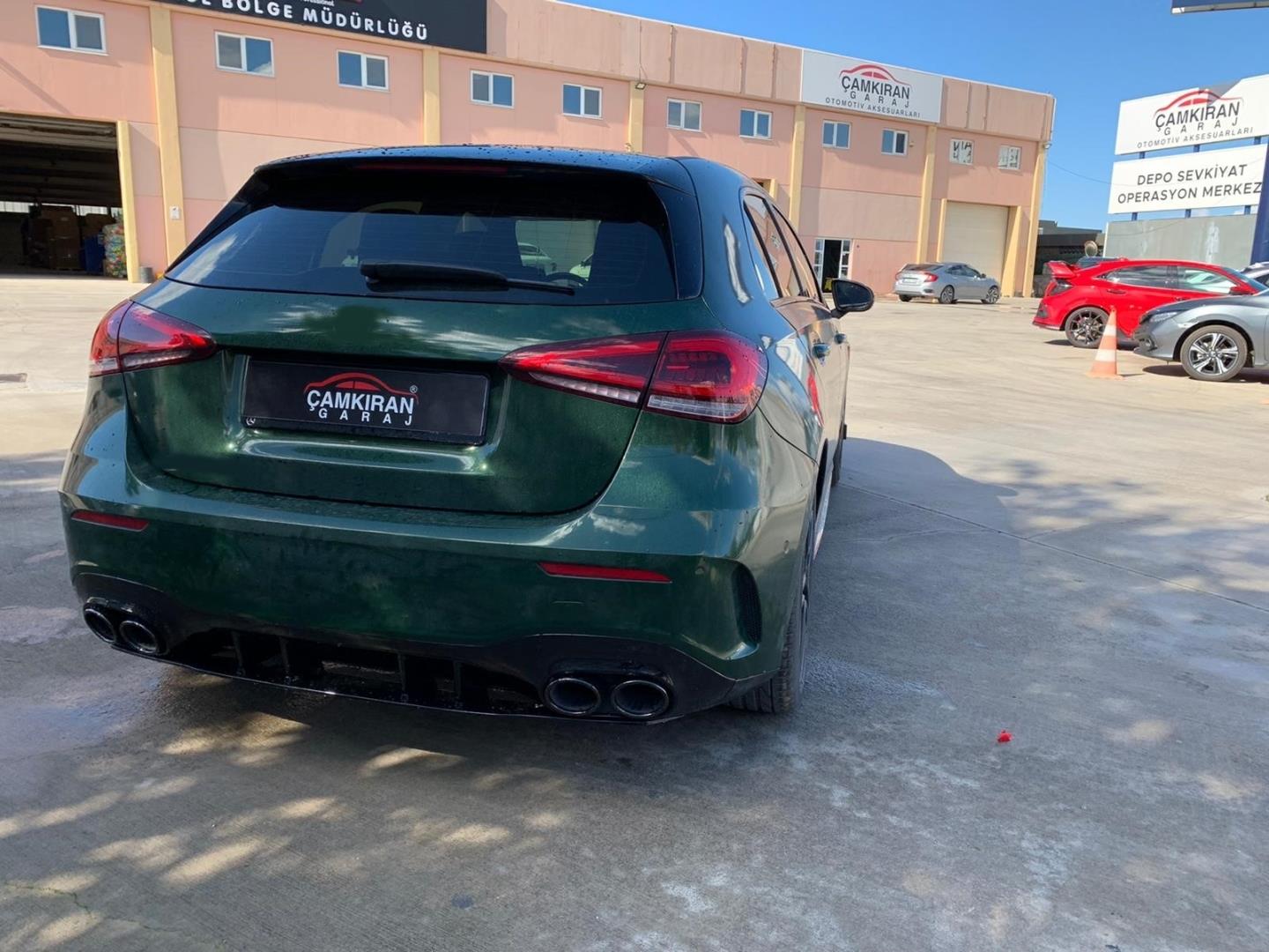 W177 HB 2019+ DIFÜZÖR & EGZOZ SETI - SIYAH EGZOZ ILE 