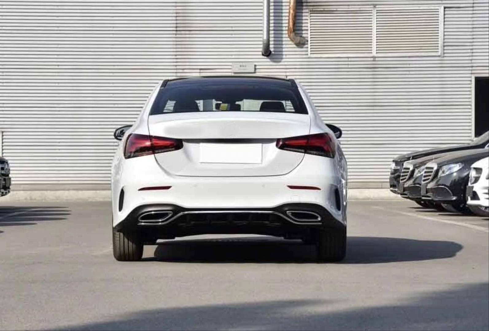 W177 SEDAN A SERISI IÇIN UYUMLU AMG SET (ÖN ARKA TAMPON , DIAMOND PANJUR,MARSPIYEL,EGZOZLAR) 