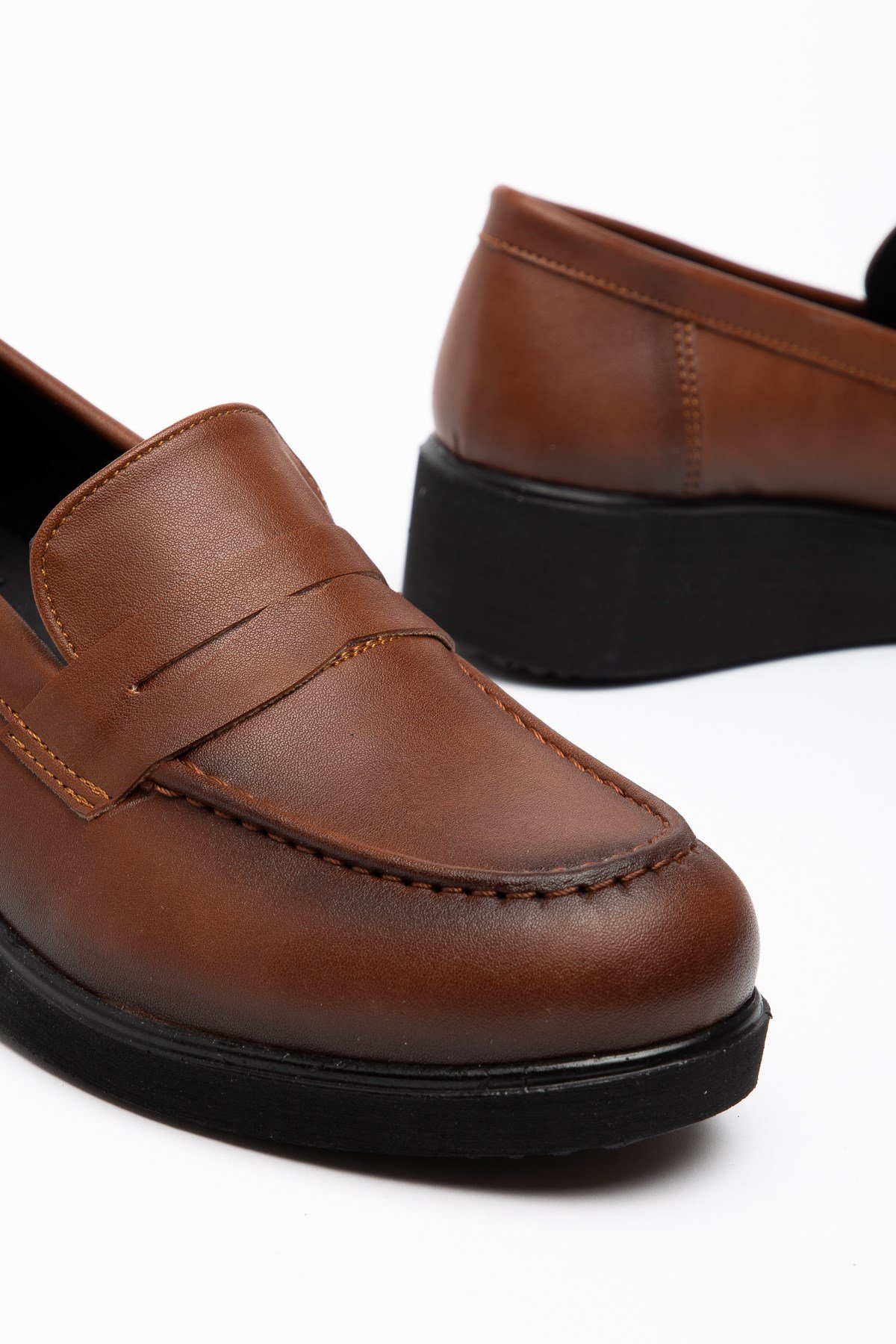 KUŞAKLI MODEL KADIN DOLGU TOPUK AYAKKABITABA