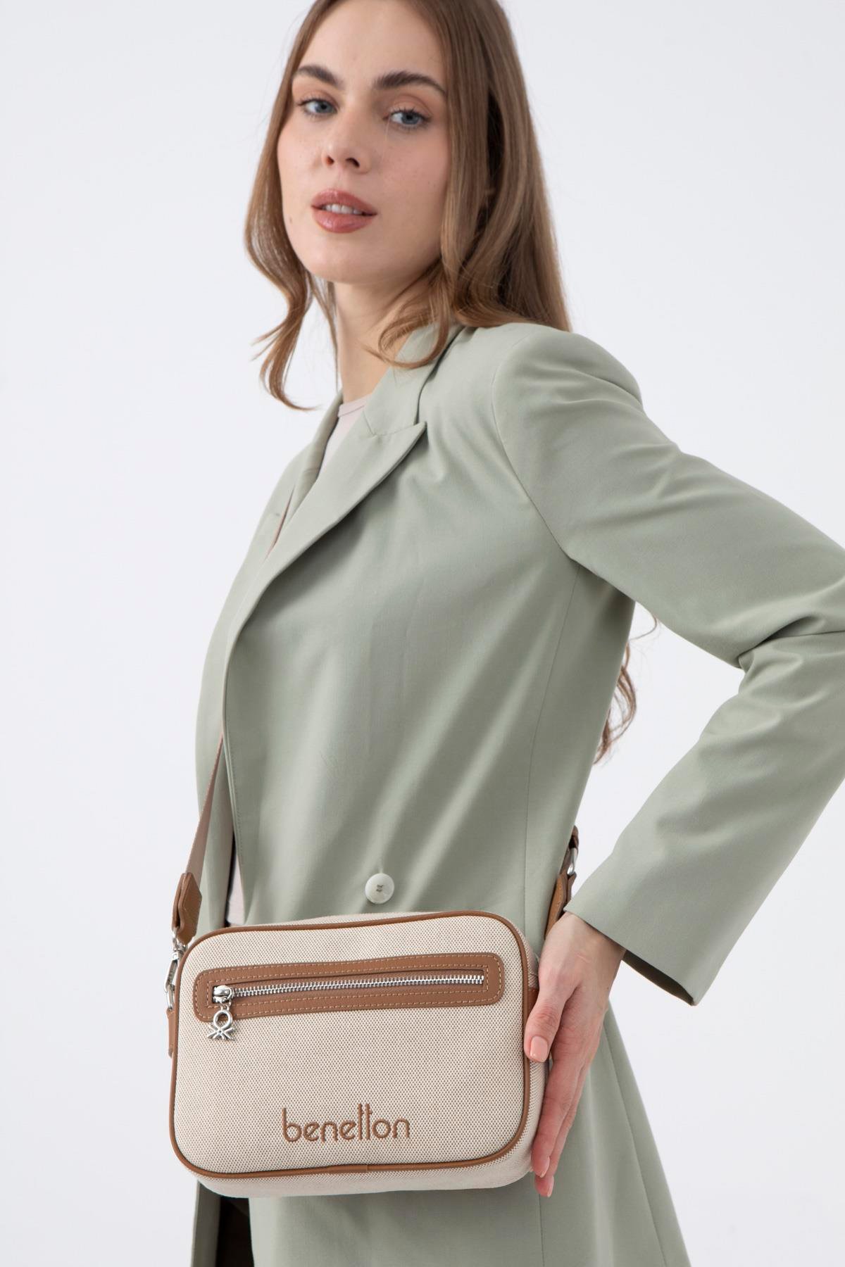 BNT1540-SoftUnited BenettonÇapraz ÇantaUnited Benetton BNT1540 Çapraz Çanta Camel
