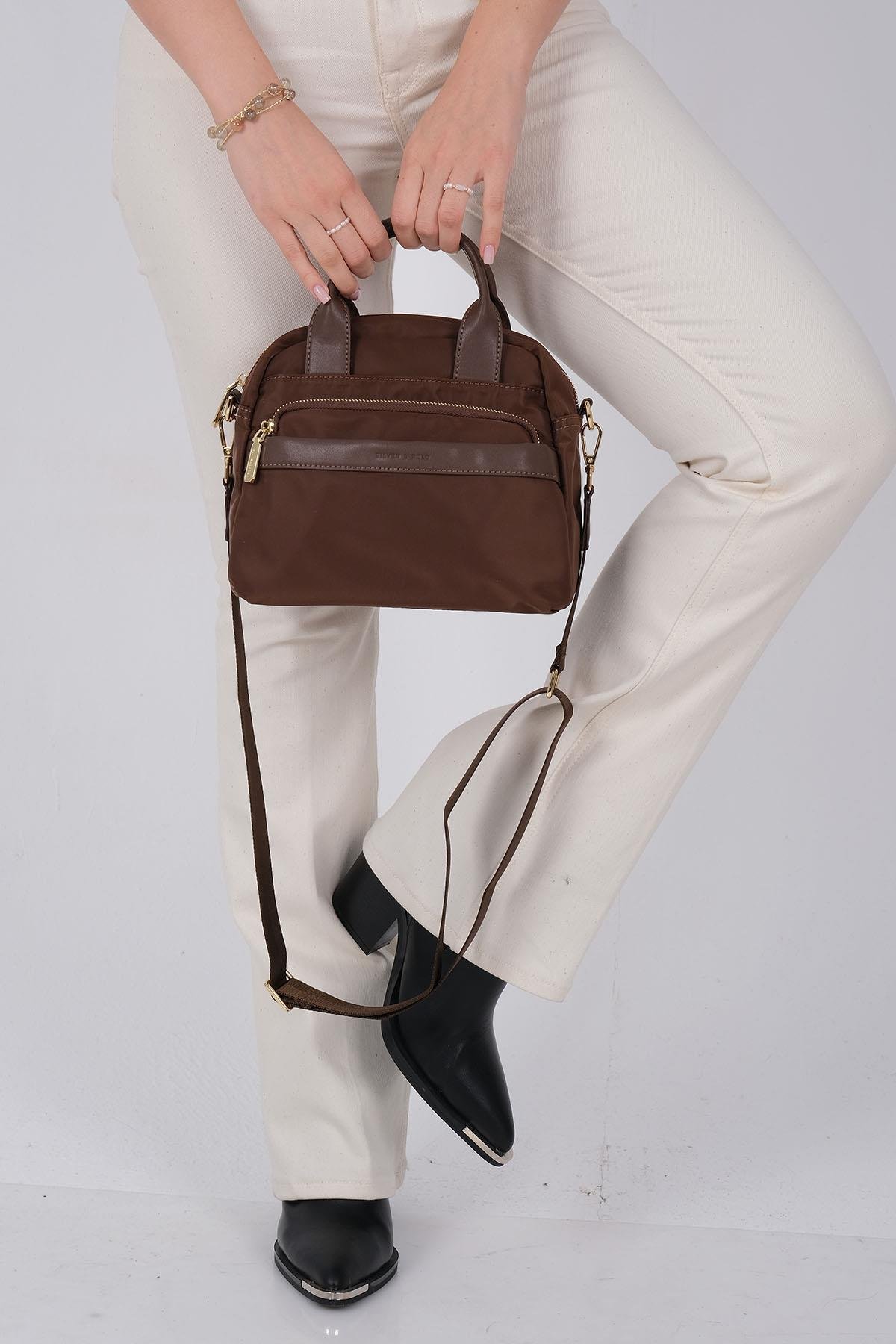 1216-M206Silver & PoloEl ÇantasıSilver & Polo 1216 Kadın El Çantası Kahve