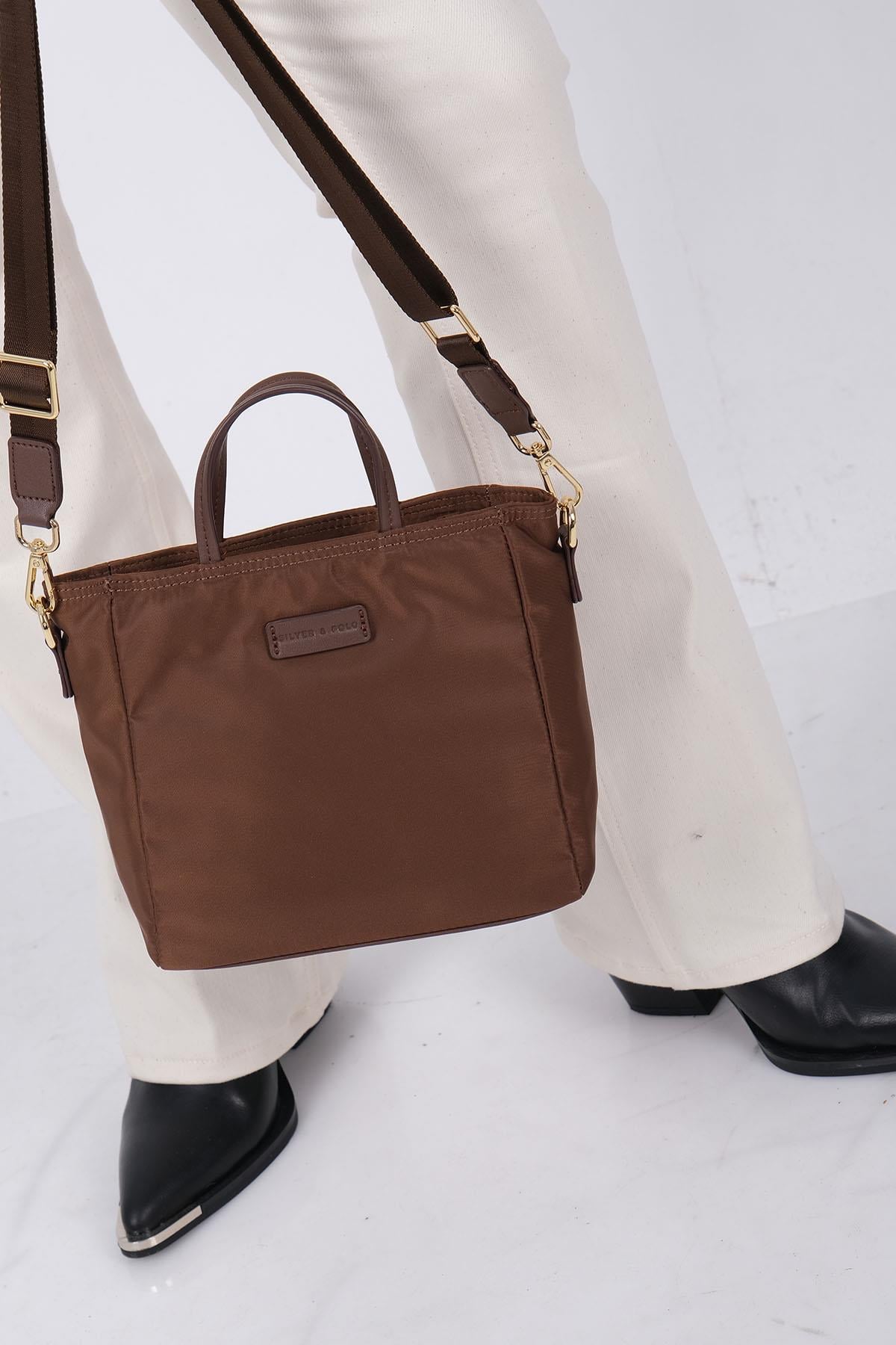 1225-M206Silver & PoloEl ÇantasıSilver & Polo 1225 Kadın El Çantası Kahve