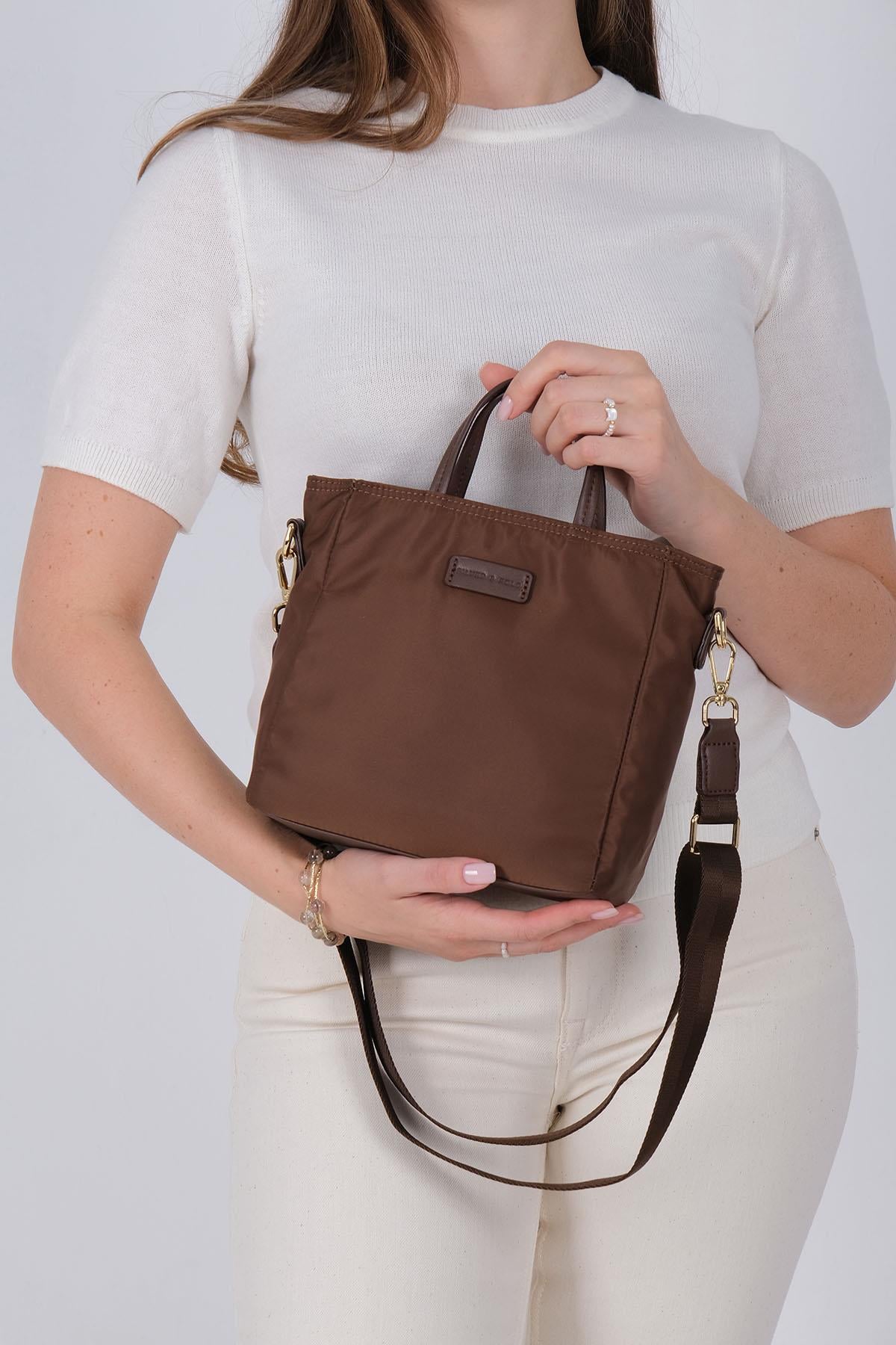 1225-M206Silver & PoloEl ÇantasıSilver & Polo 1225 Kadın El Çantası Kahve