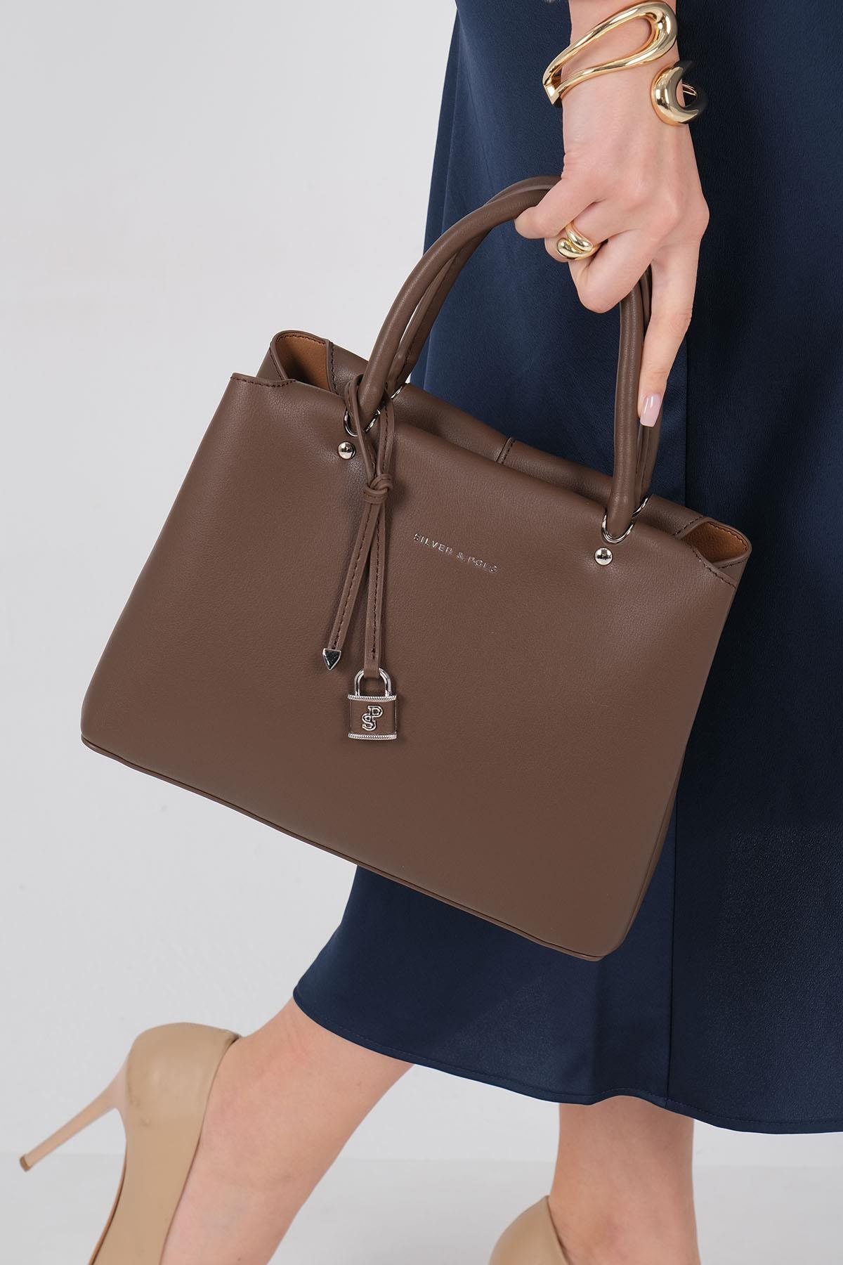 1236-M207Silver & PoloEl ÇantasıSilver & Polo 1236 Kadın El Çantası Kahve