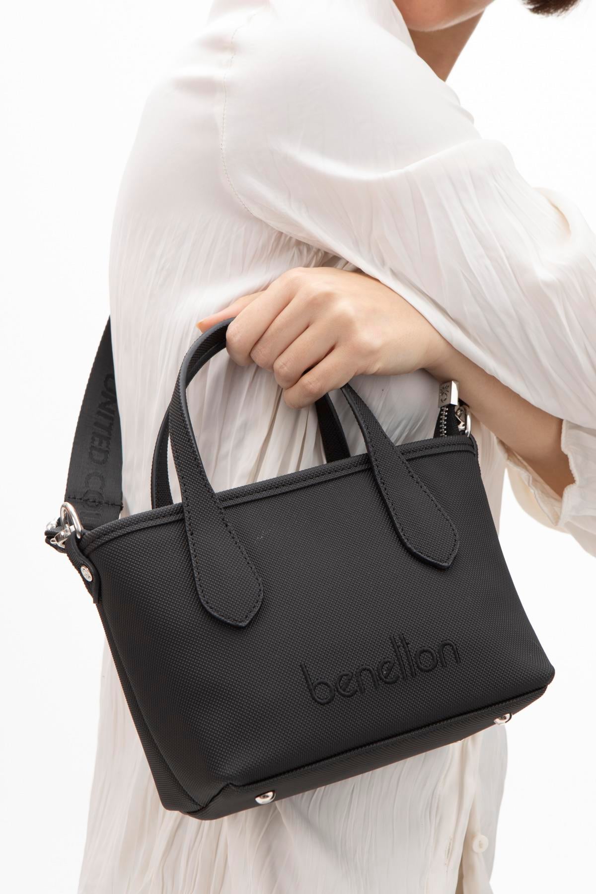 BNT1598-SoftUnited BenettonEl ÇantasıUnited Benetton BNT1598 El Çantası Siyah