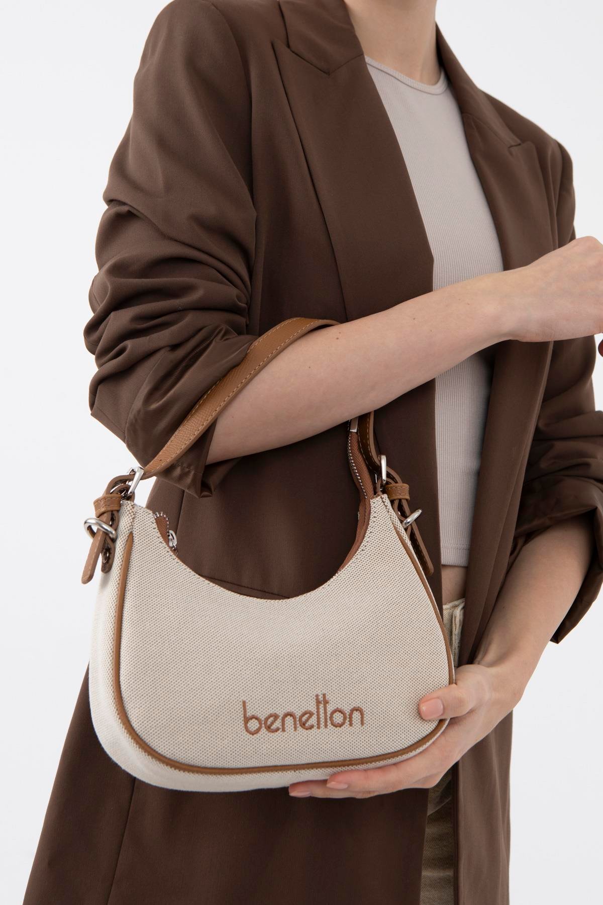 BNT1541-SoftUnited BenettonEl ÇantasıUnited Benetton BNT1541 El Çantası Camel