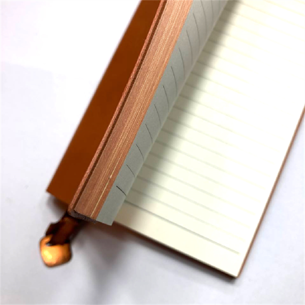 İpekbazaar Termo Deri Kapak Krem Sayfa Çizgili Defter (13X21cm)