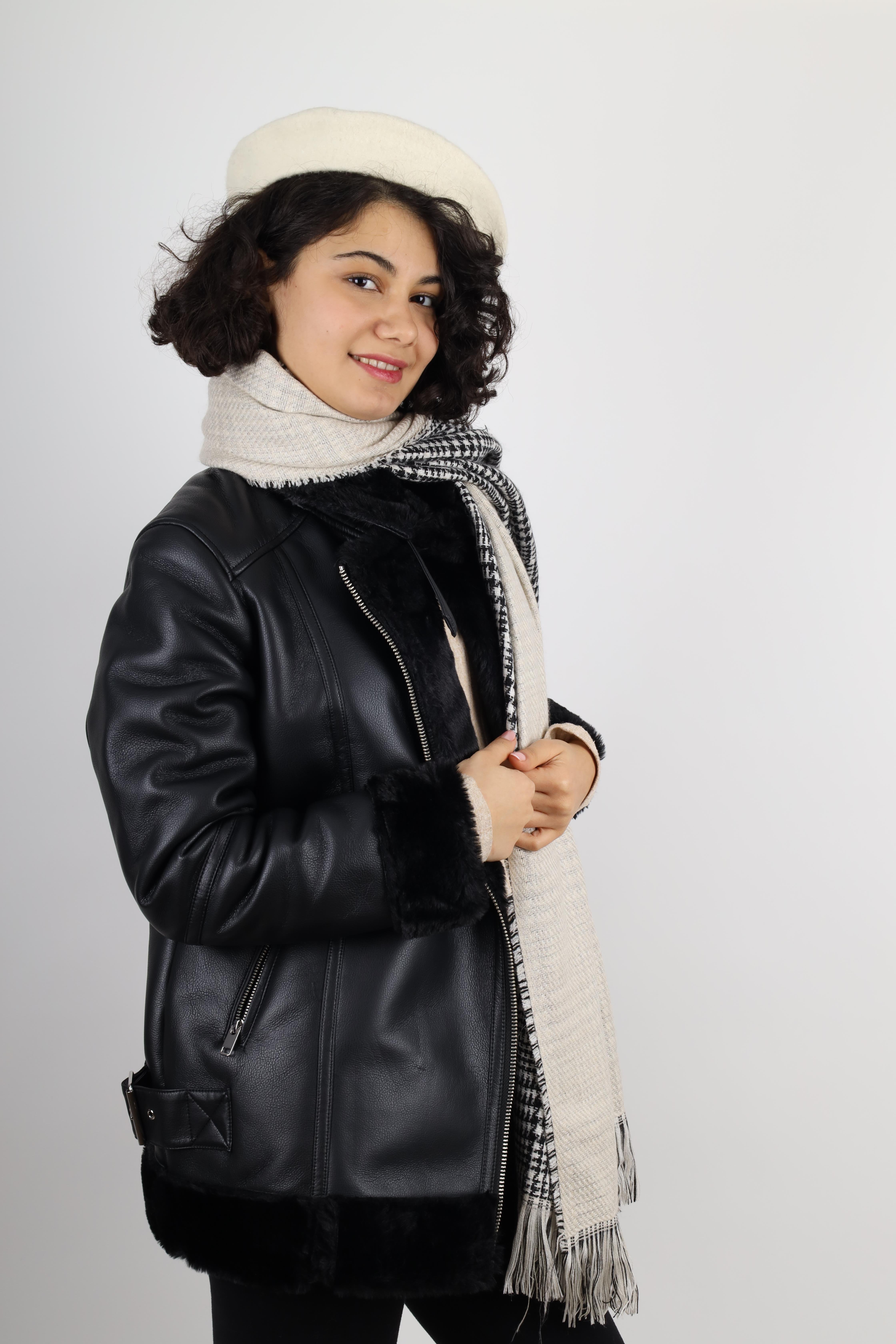 Kadın Ekru Fransız Keçe Ressam Bere Ve Çift Taraflı Atkı Kombini