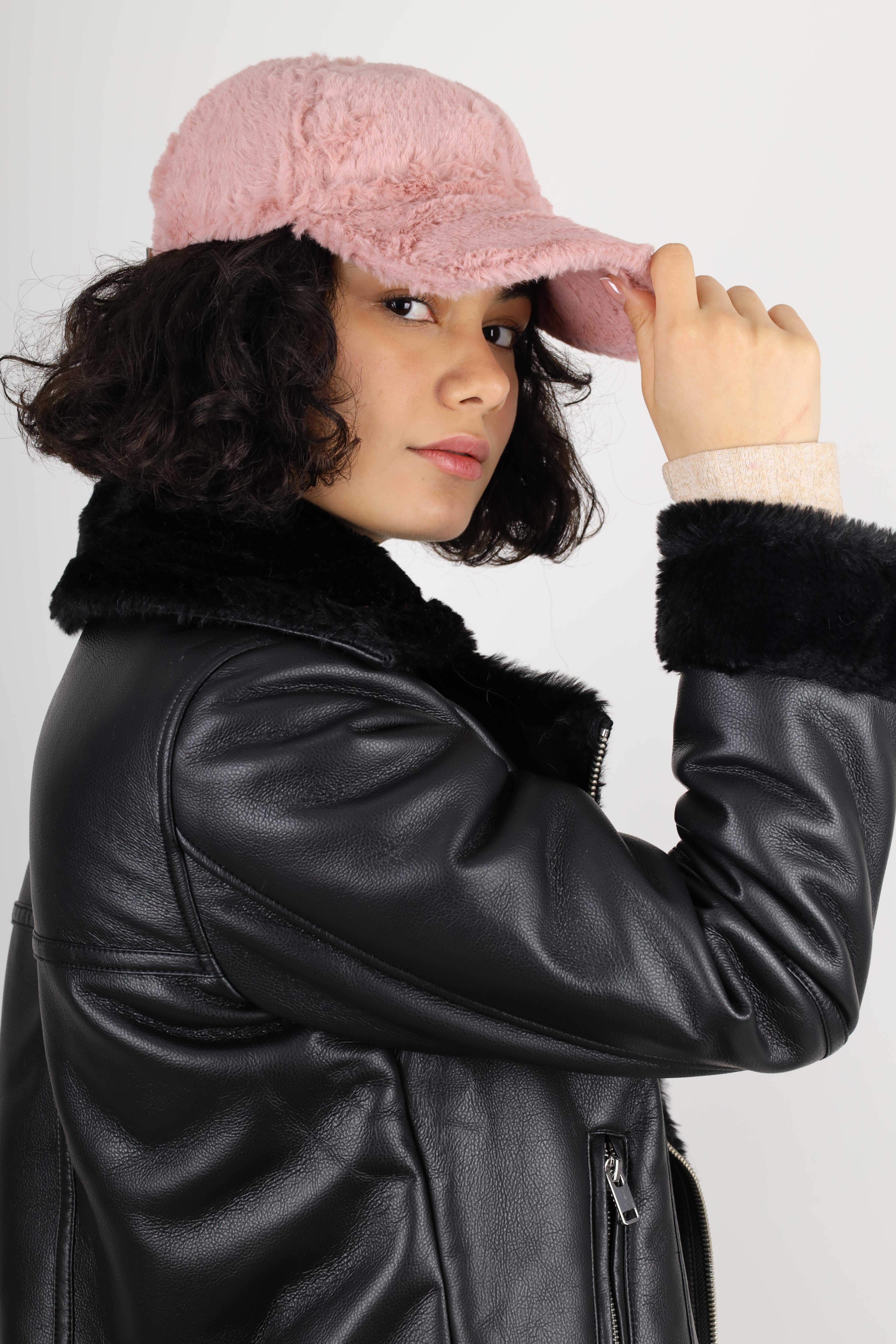 Kadın Pembe Kışlık Kürklü Yumuşak Dokulu Peluş Şapka