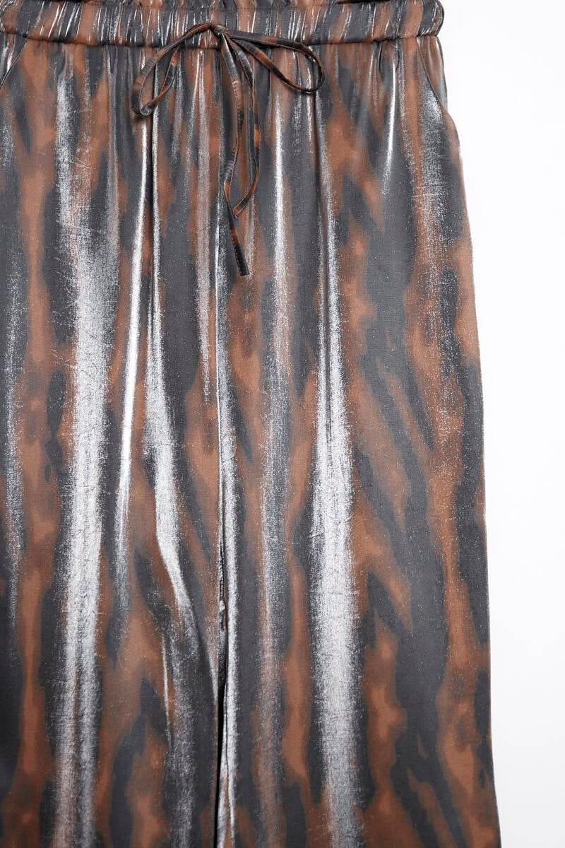 Beli Lastikli Leopar Desenli Parlak Pantolon RB36751