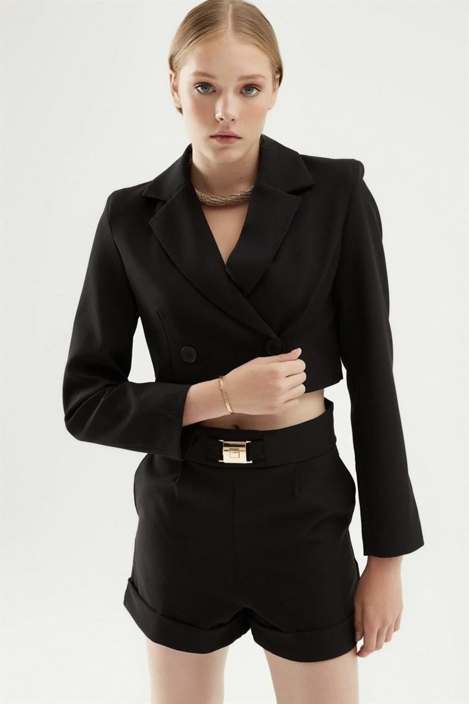 Çift Düğmeli Crop Ceket QZ50930