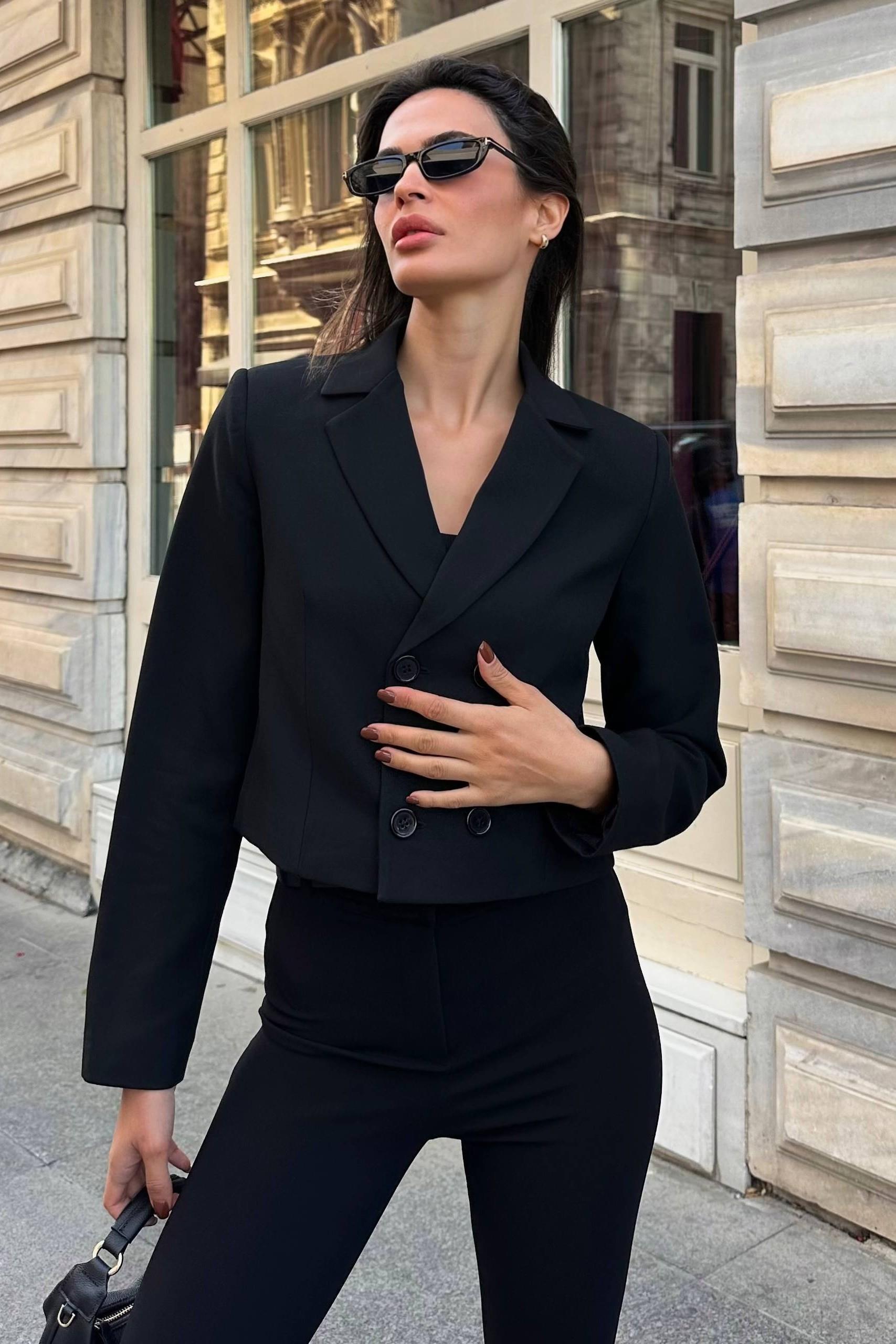 Çift Düğmeli Kısa Blazer Ceket MM1253