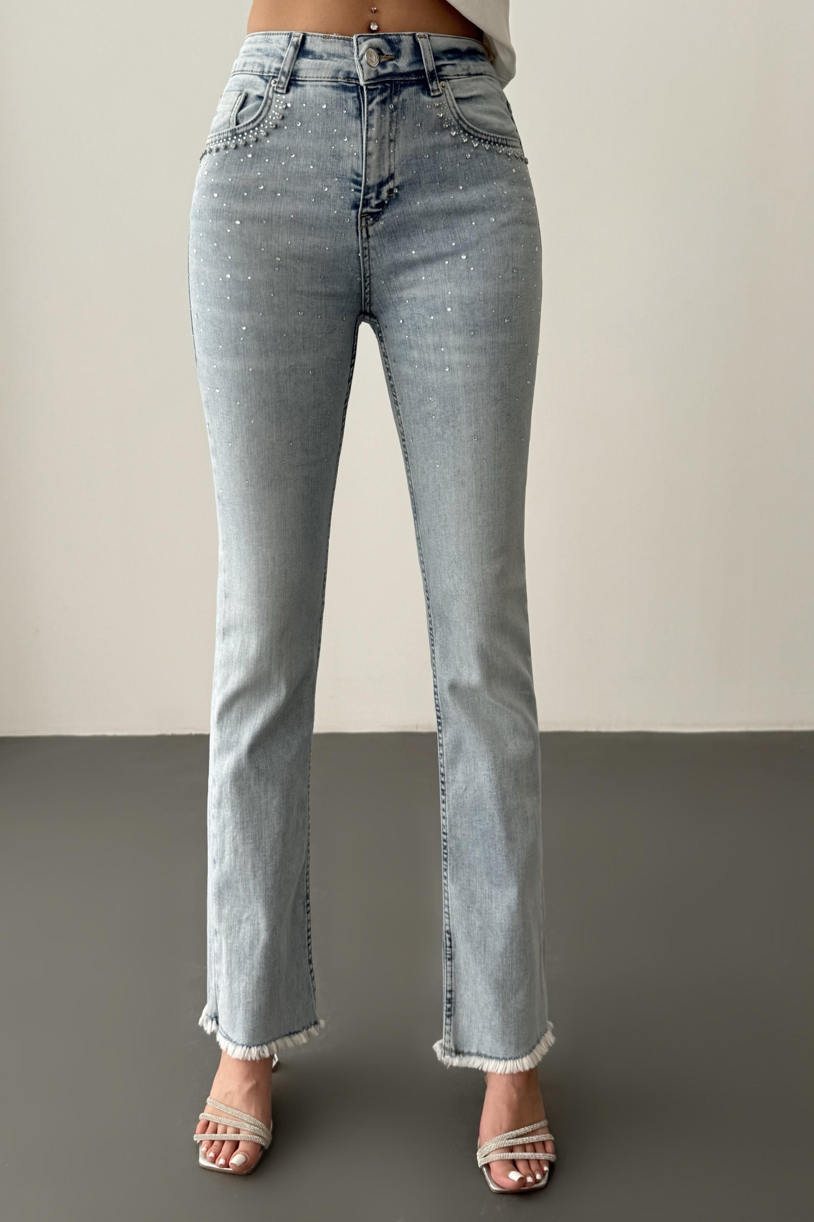 Dağınık Taşlı Paçası Püsküllü Flare Jean LC7403