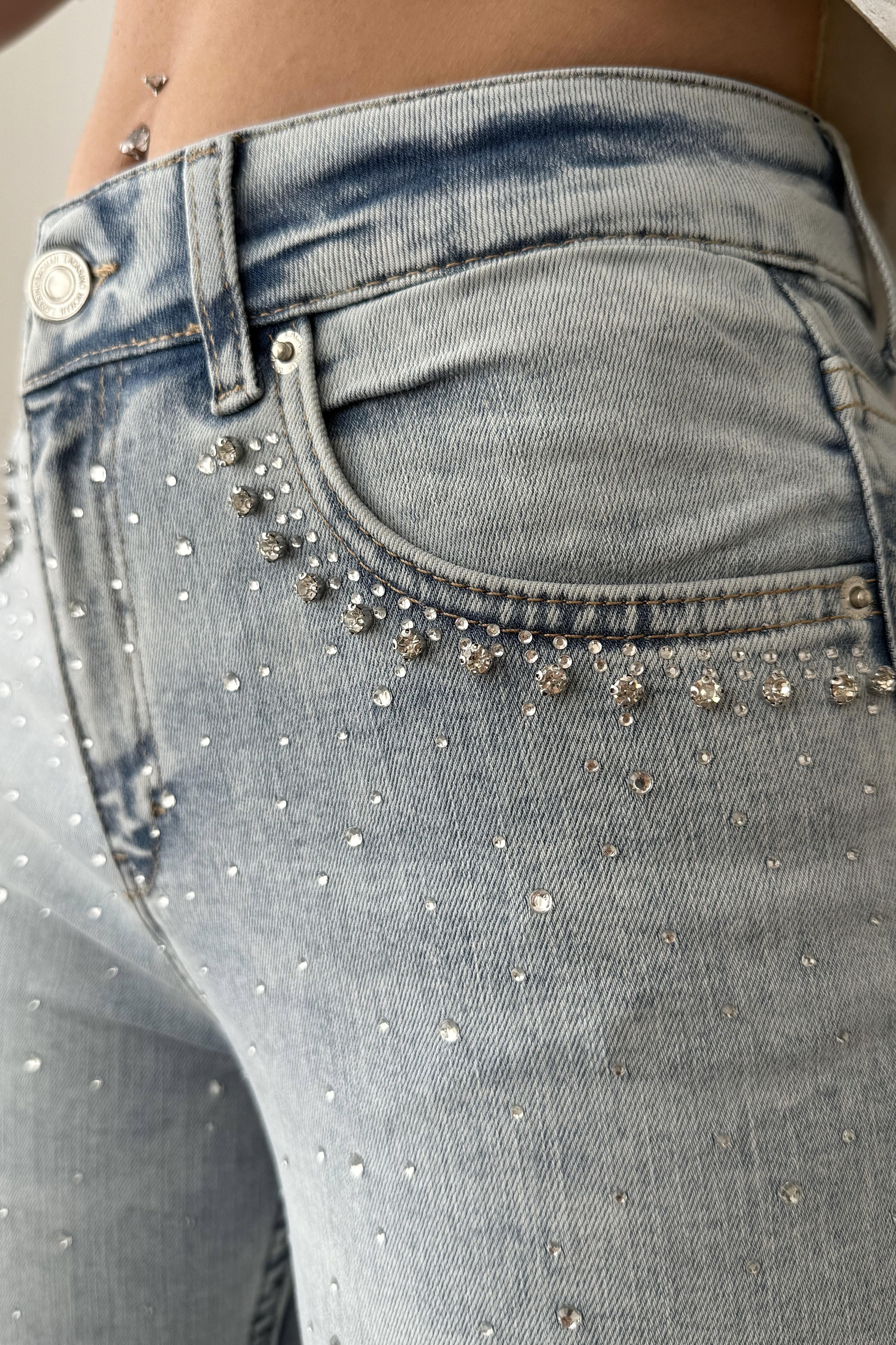 Dağınık Taşlı Paçası Püsküllü Flare Jean LC7403