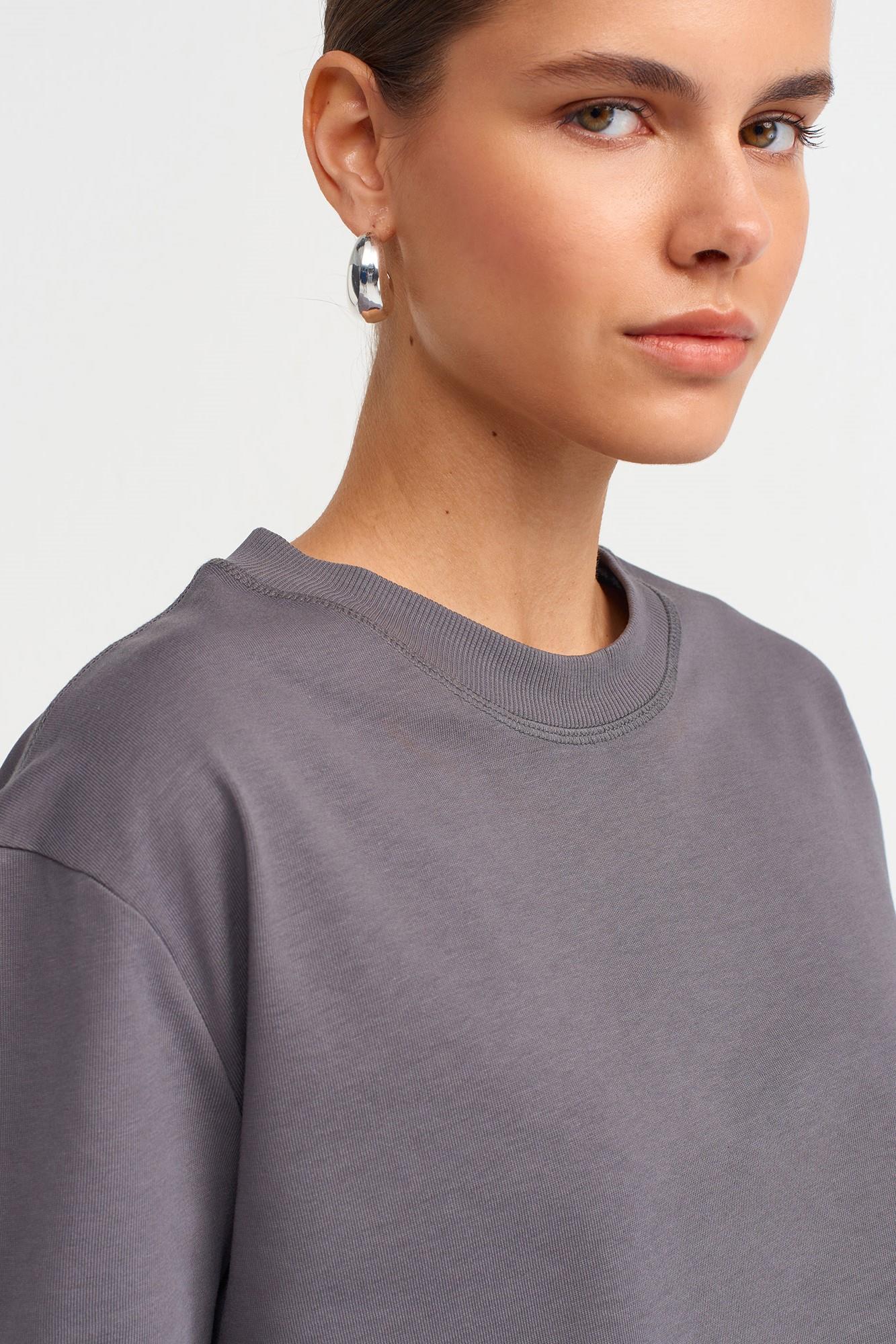 Dekoratif Dikişli Bisiklet Yaka T-shirt DL30312