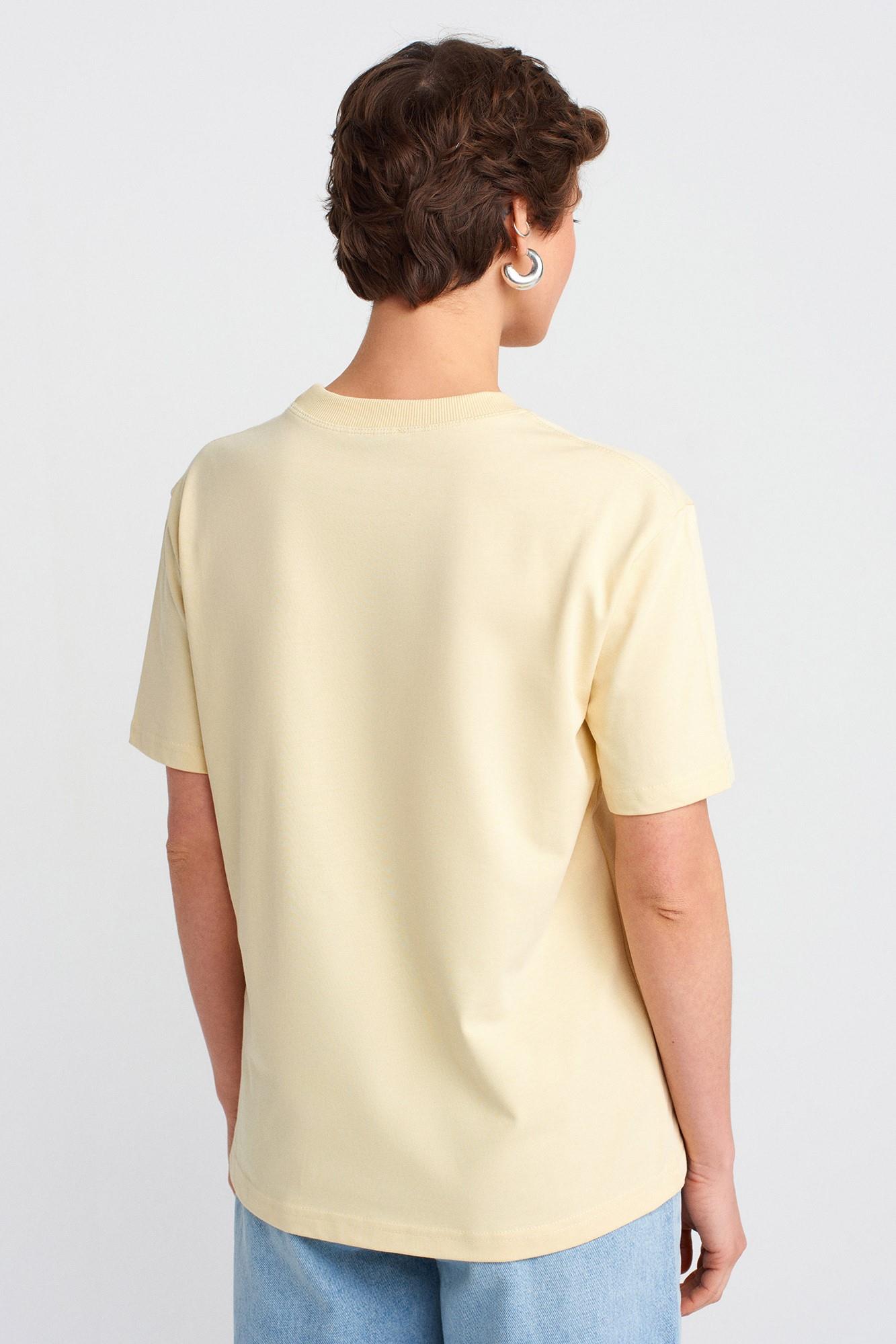 Dekoratif Dikişli Bisiklet Yaka T-shirt DL30312