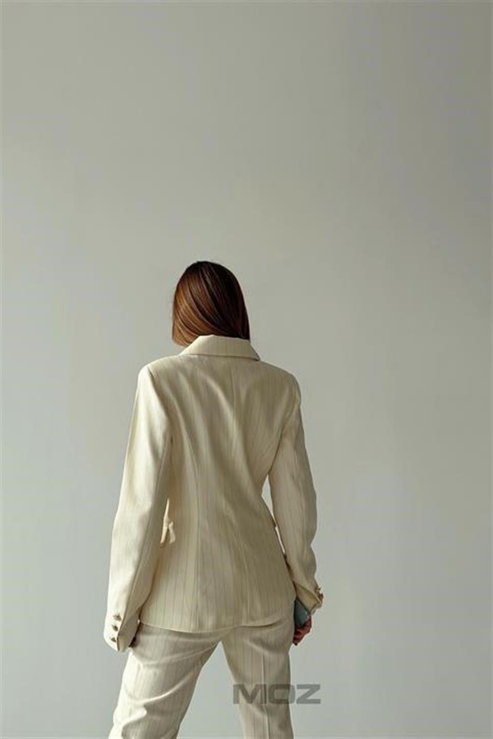 Gold Düğme Detaylı İnce Çizgili Ceket Pantolon RB88523