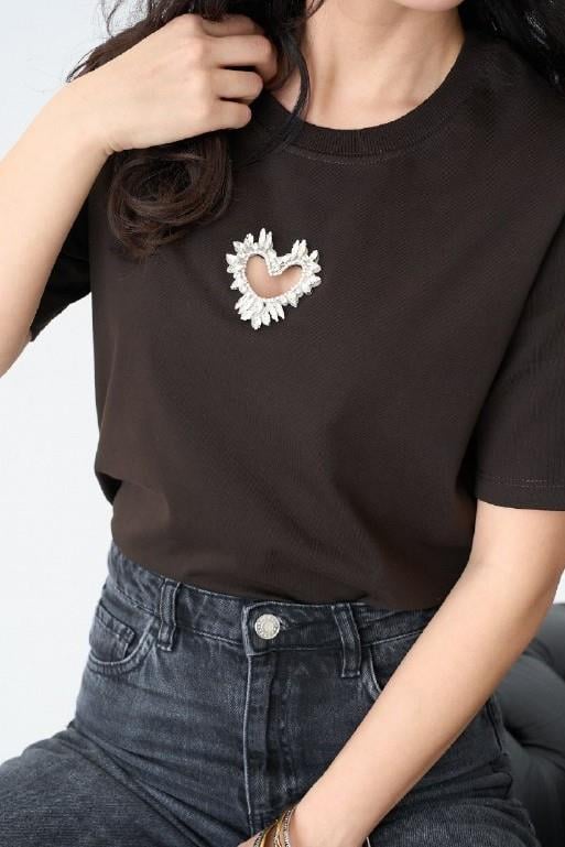 Kalp Detaylı Bisiklet Yaka T-shirt QS251058