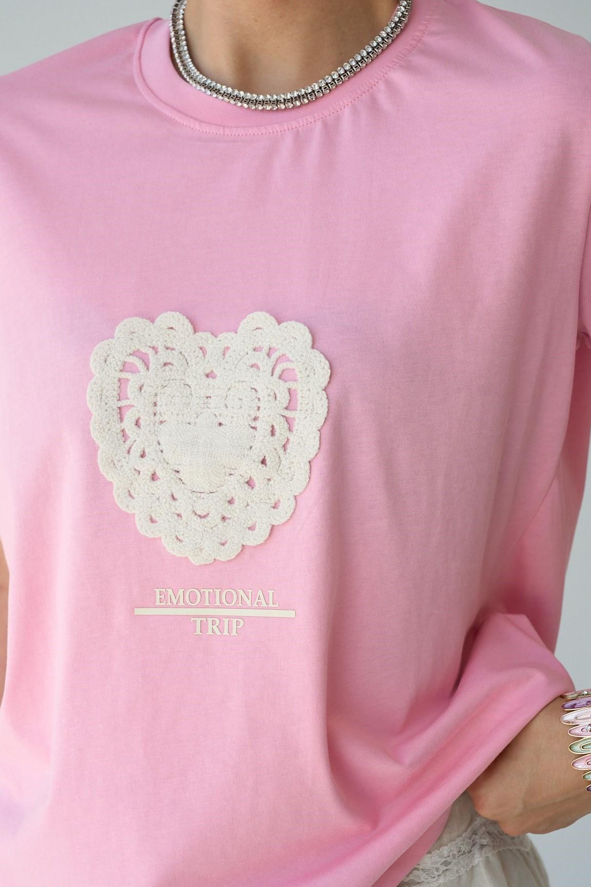 Kalp Nakışlı T-shirt QS251134