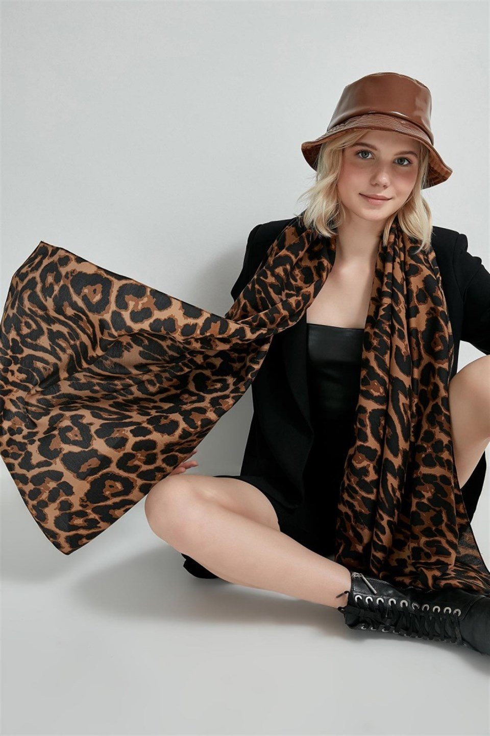 Leopar Desenli Şal 10862