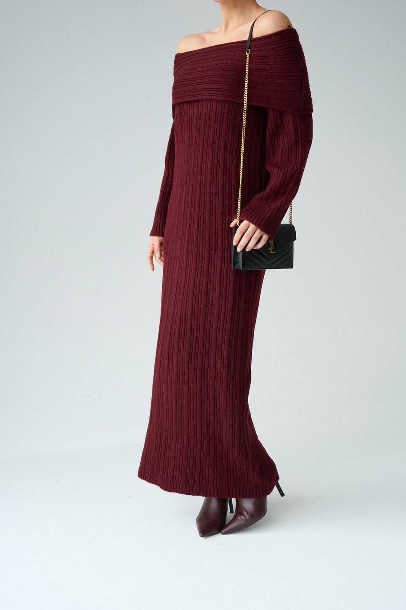 Madonna Yaka Midi Triko Elbise QS241059
