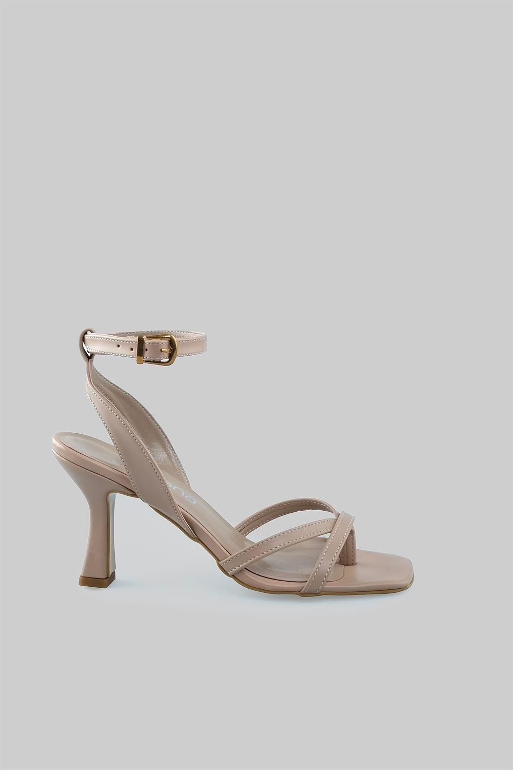 Parmak Arası Bilekten Bağlamalı İnce Bantlı Ayakkabı SGZ41