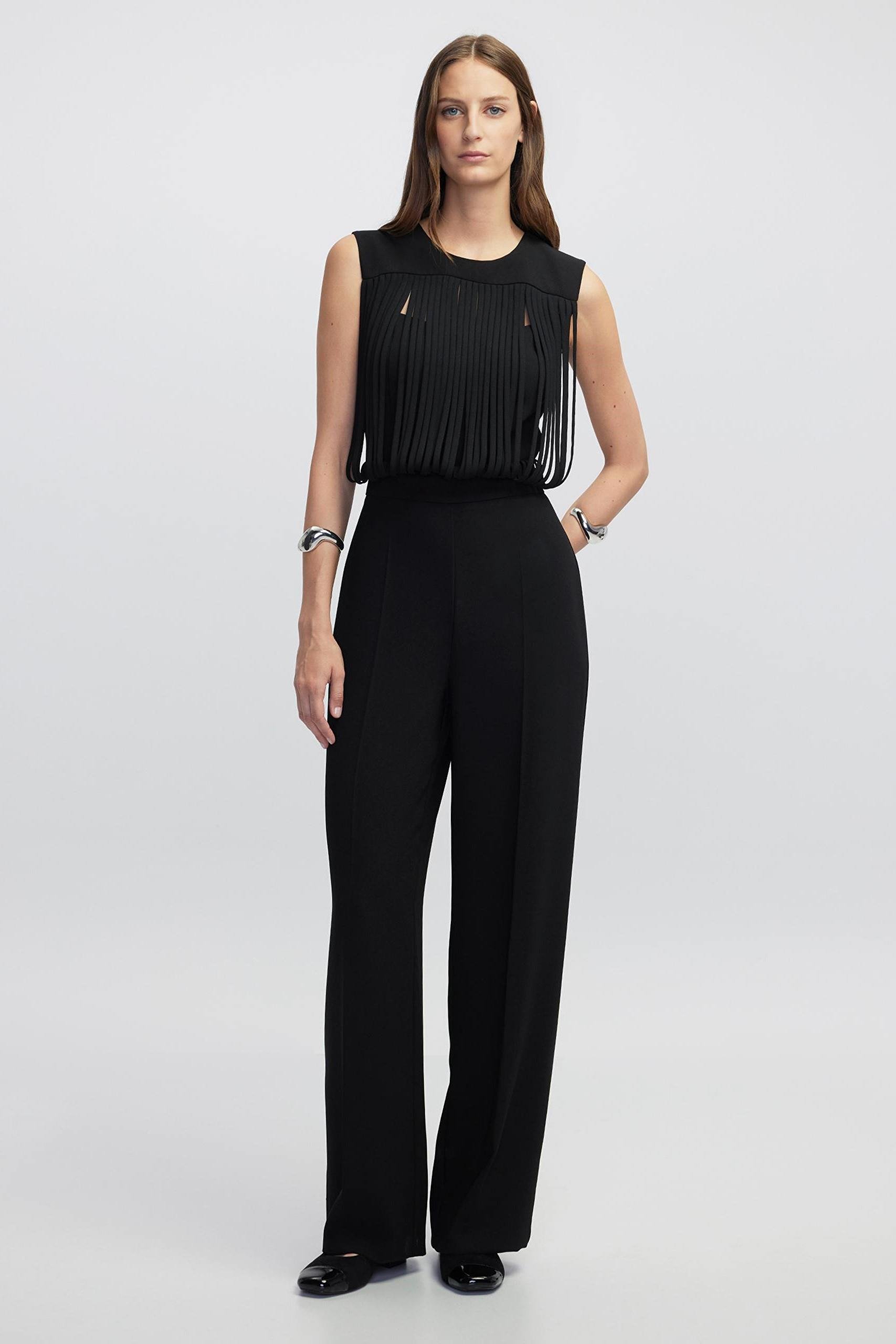 Şerit Detaylı Kolsuz Tulum MM1248