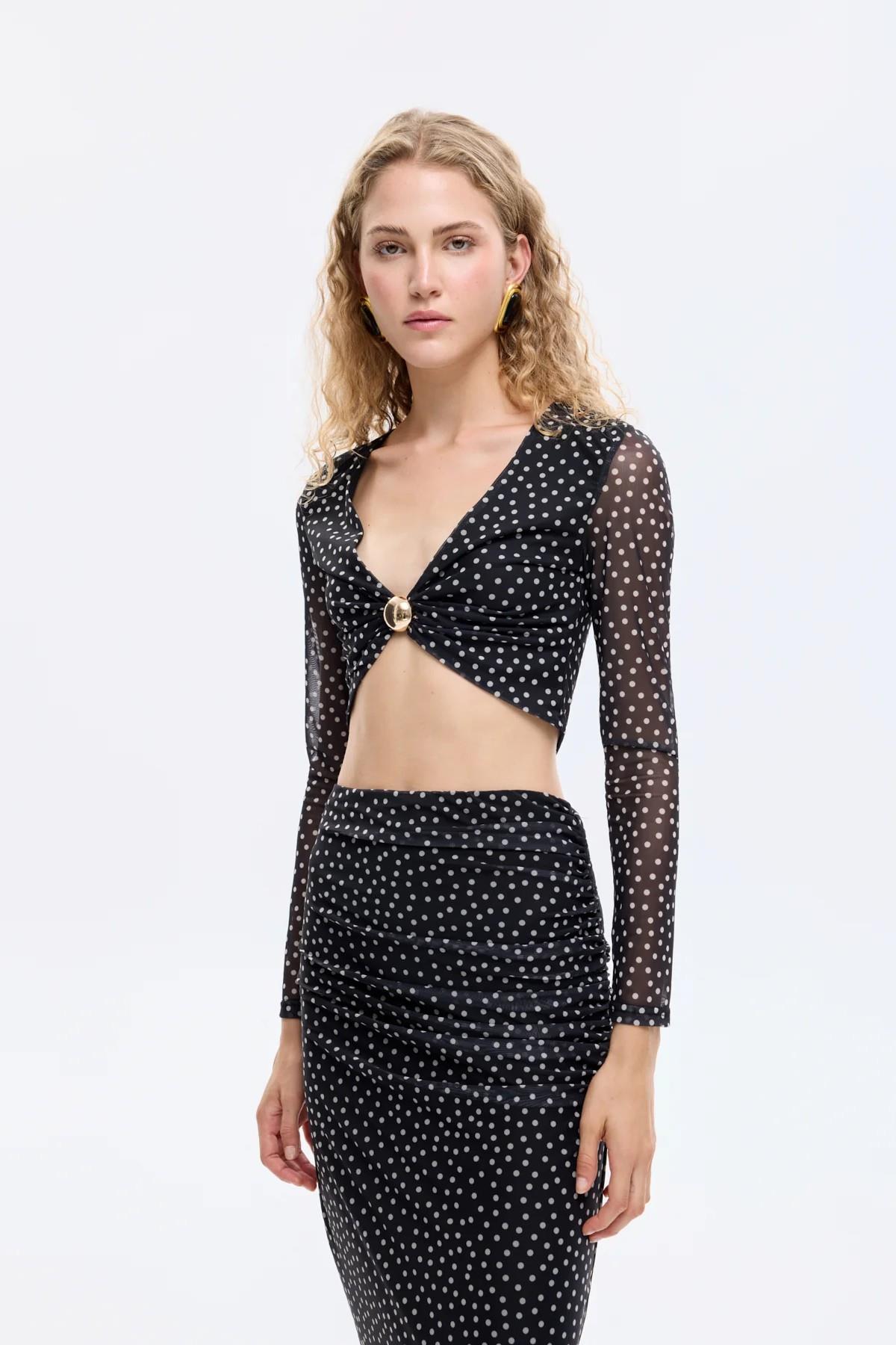 Toka Aksesuarlı Puantiyeli Bluz QZ00848