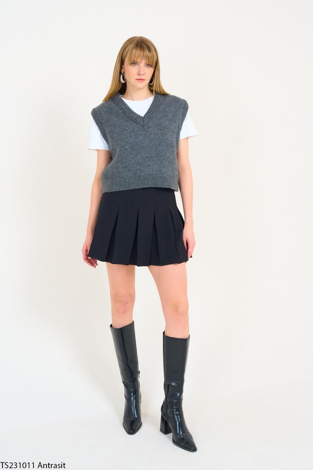 V Yaka Oversize Süveter QS231011