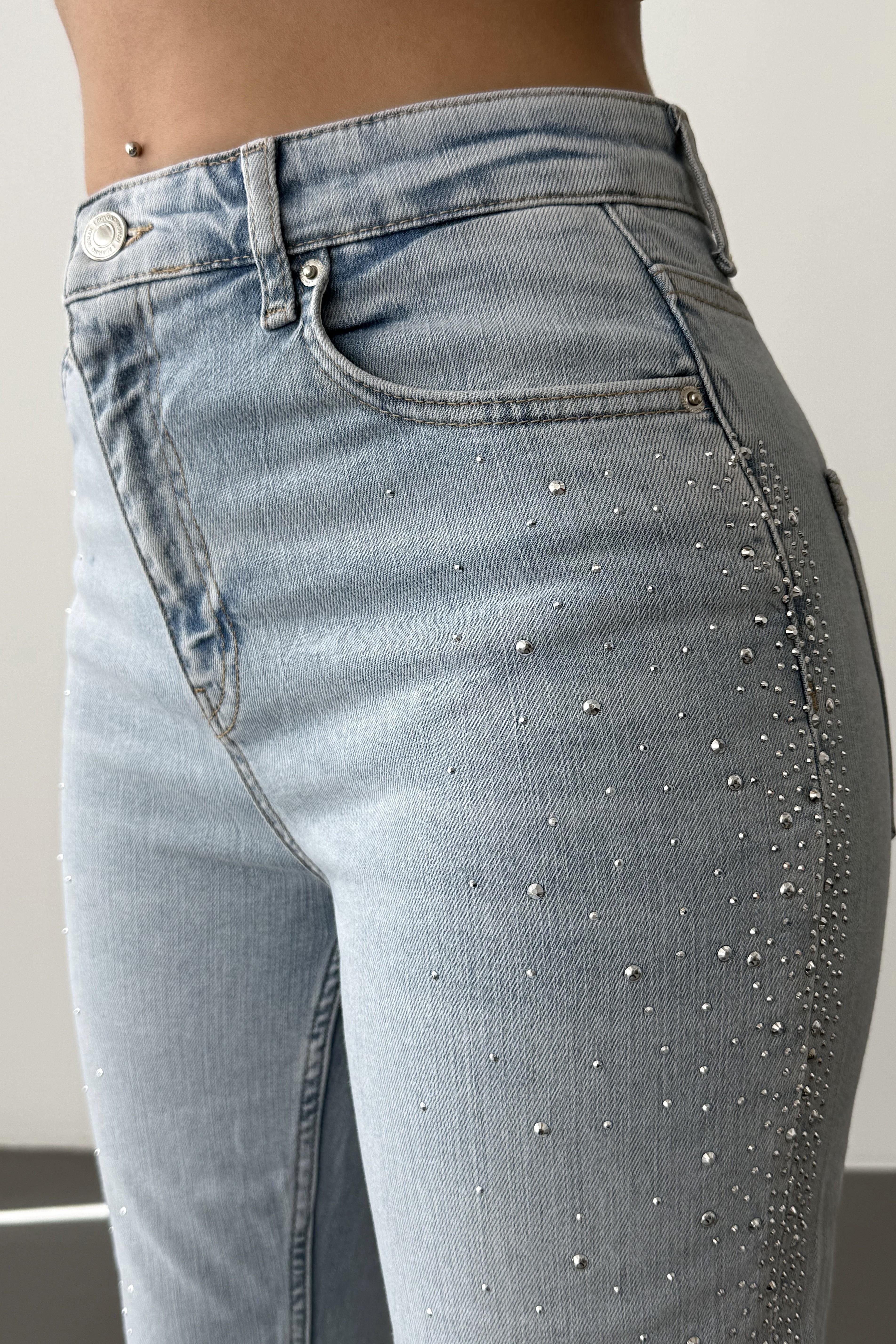 Yanları Taş Detaylı Straıght Jean LC7949