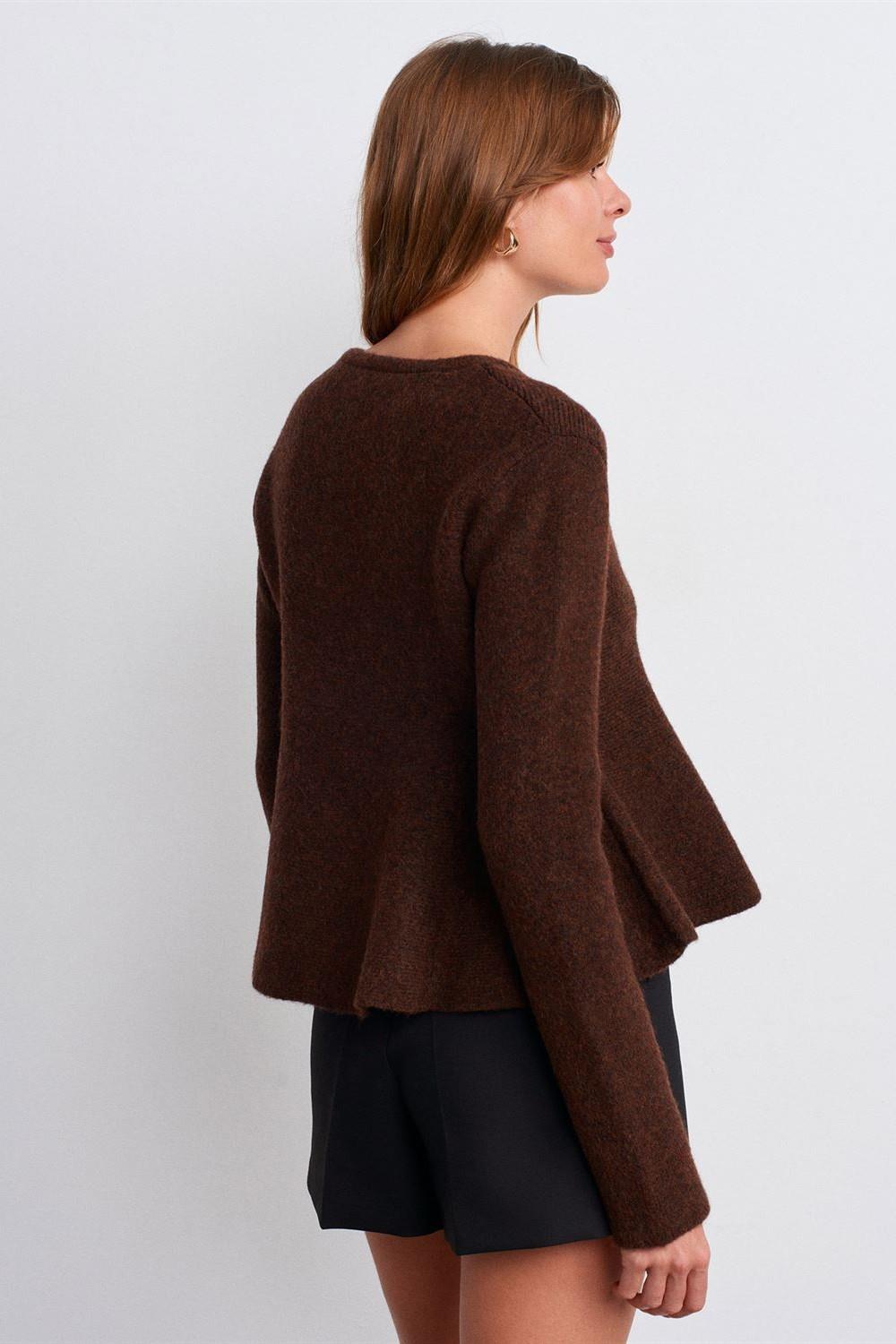 Yumuşak Dokulu Peplum Düğmeli Triko Hırka DL60985