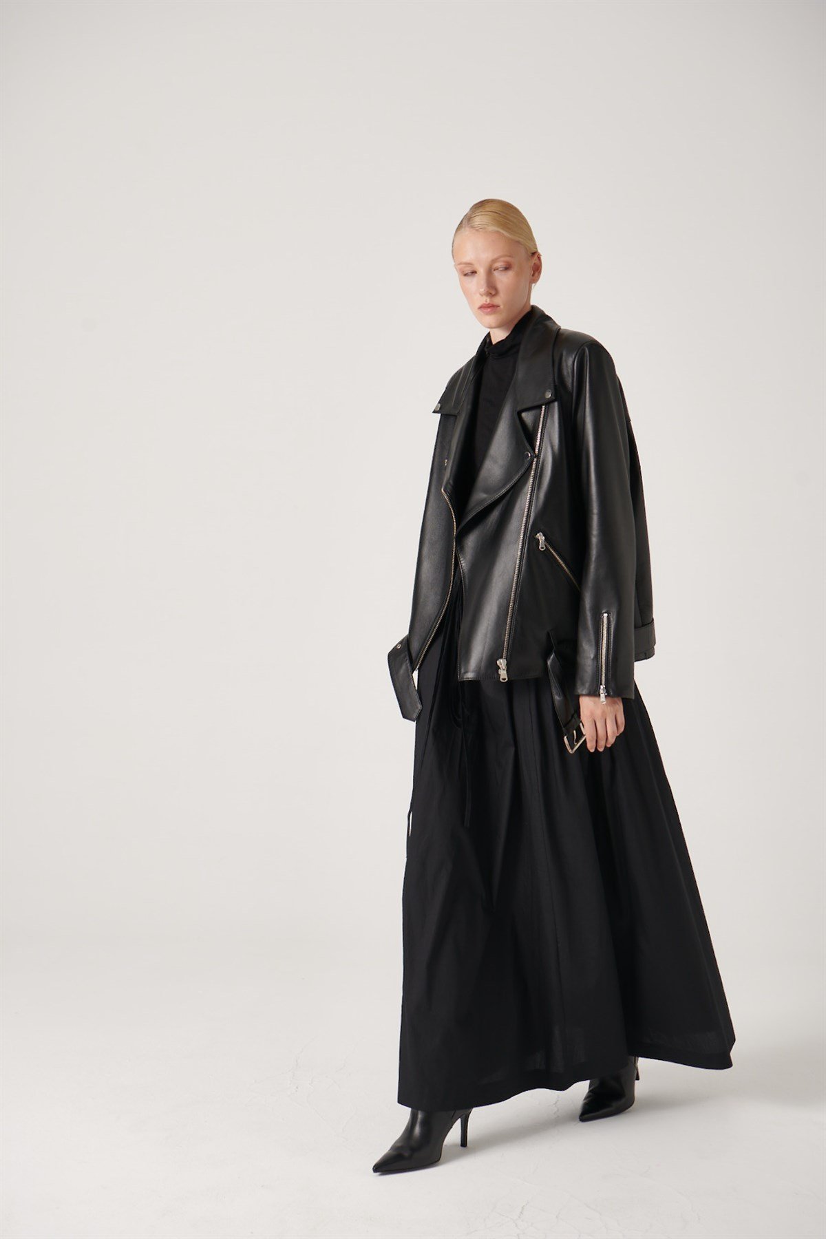 Nichole Oversize Biker Deri Ceket SiyahNichole Oversize Biker Deri Ceket Siyah