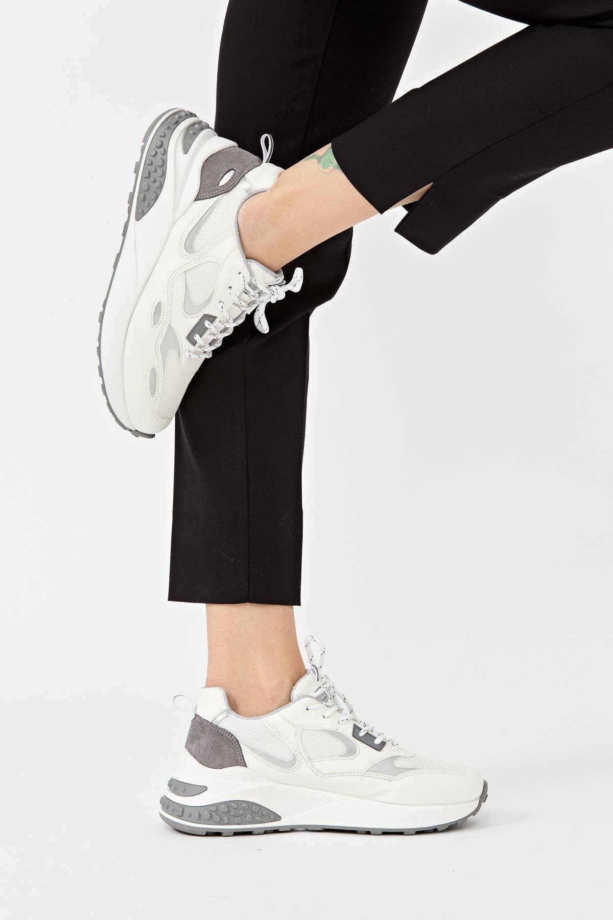 Kadın Spor Sneaker Ayakkabı 085Y23K11407