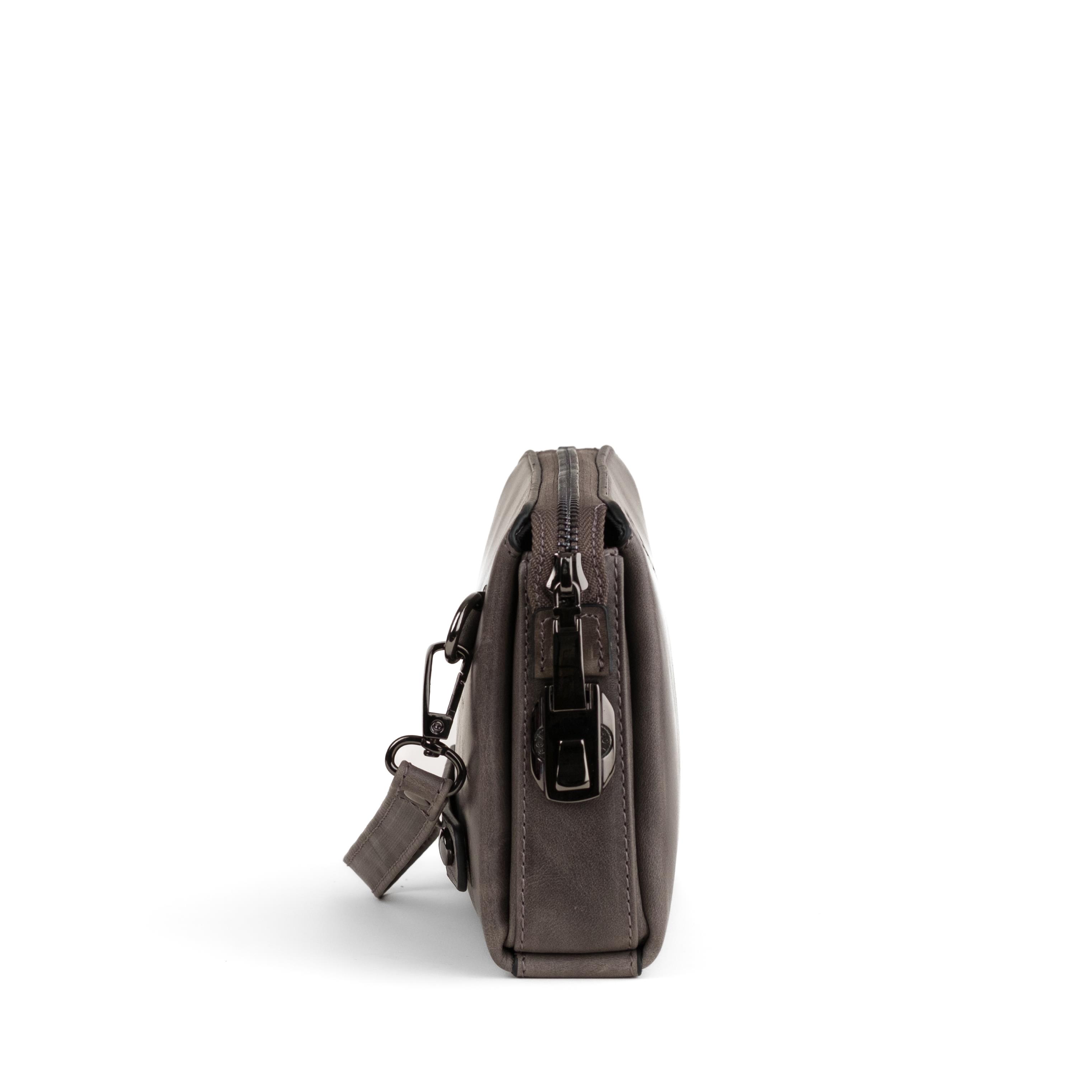 894LG TİGUAN GRİ EL PORTFÖYÜ894LG TİGUAN GRİ EL PORTFÖYÜ