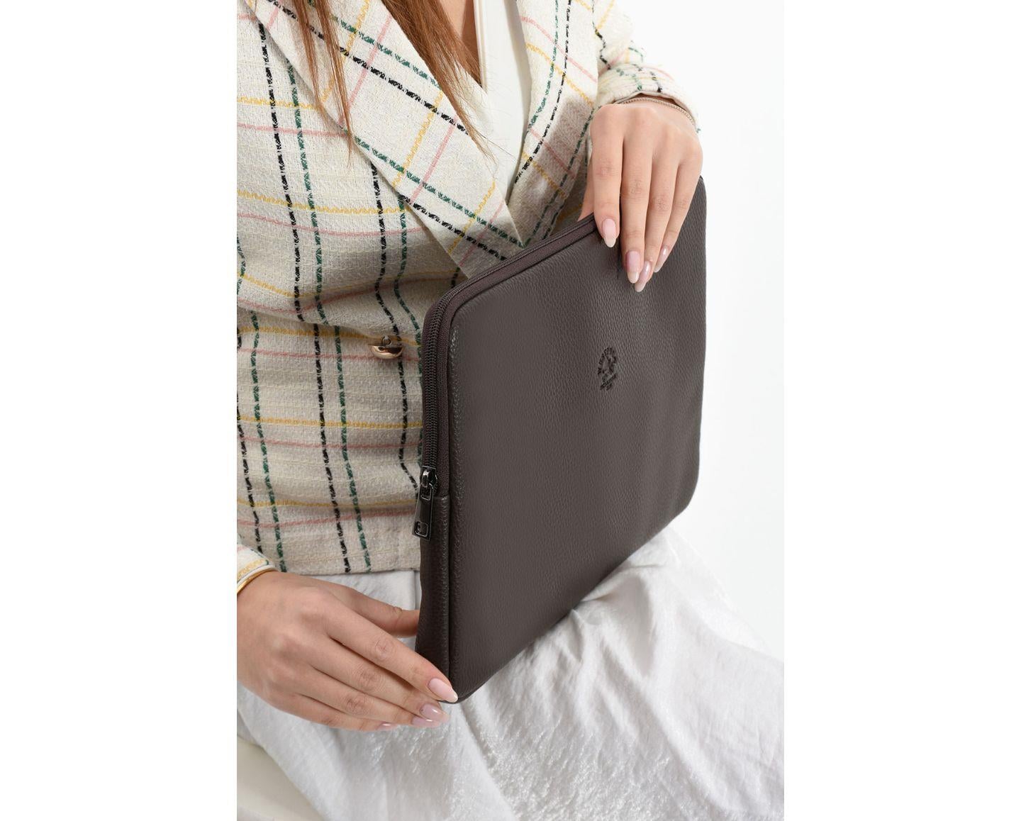 NL6077-KAHVERENGİWestpolo Vegan Deri Unisex Macbook Çantası - Kahverengi