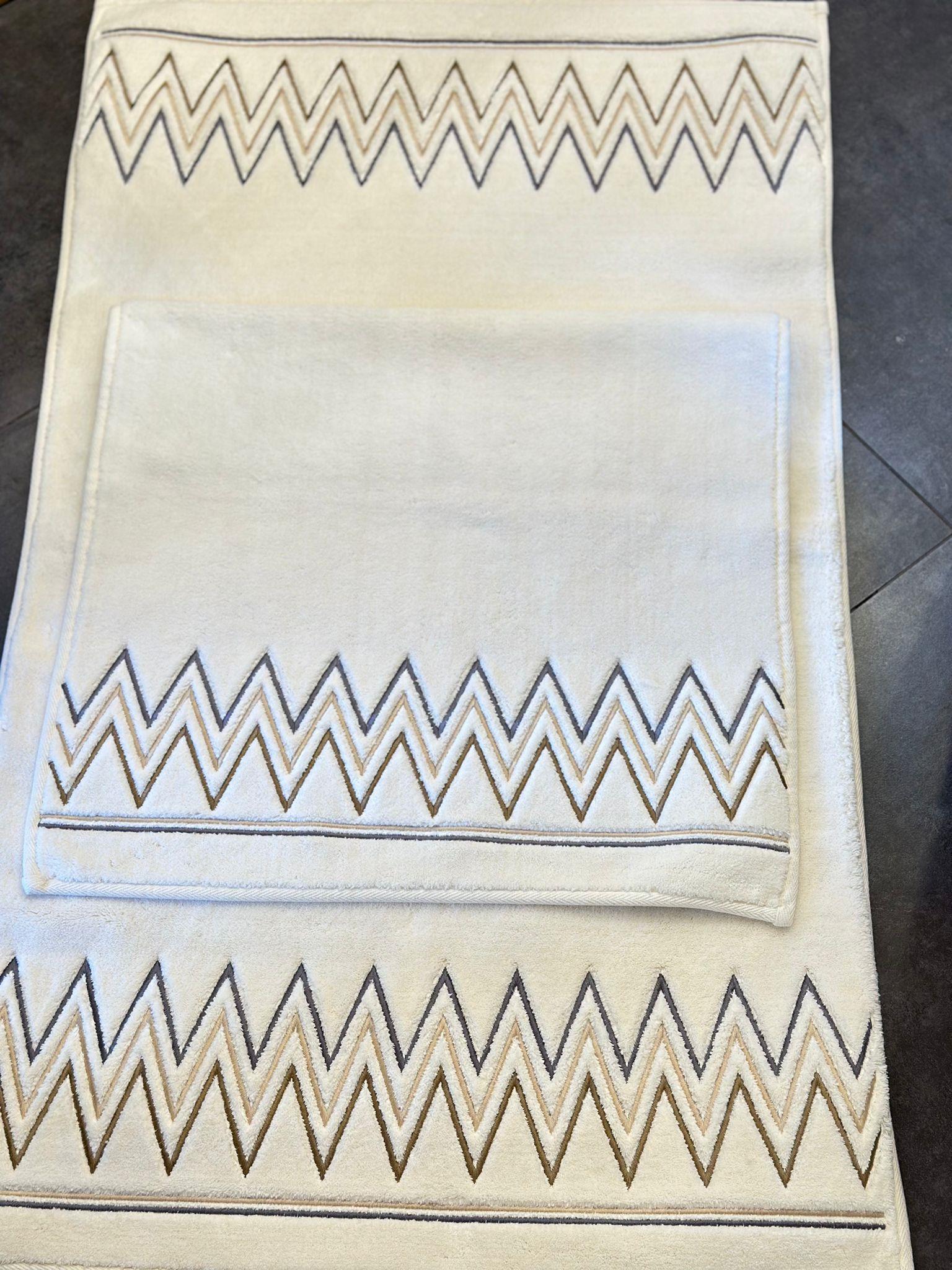Dİkdörtgen Krem Zigzag Kapiçino Nakışlı Paspas Seti