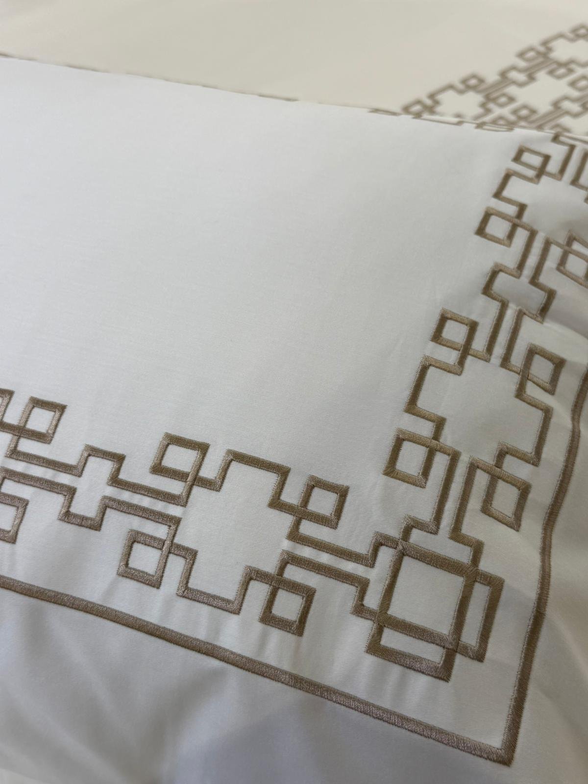 Dinamikon Nakışlı King Size Nevresim Takımı