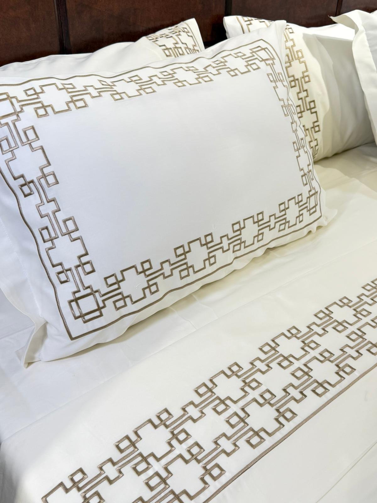 Dinamikon Nakışlı King Size Nevresim Takımı