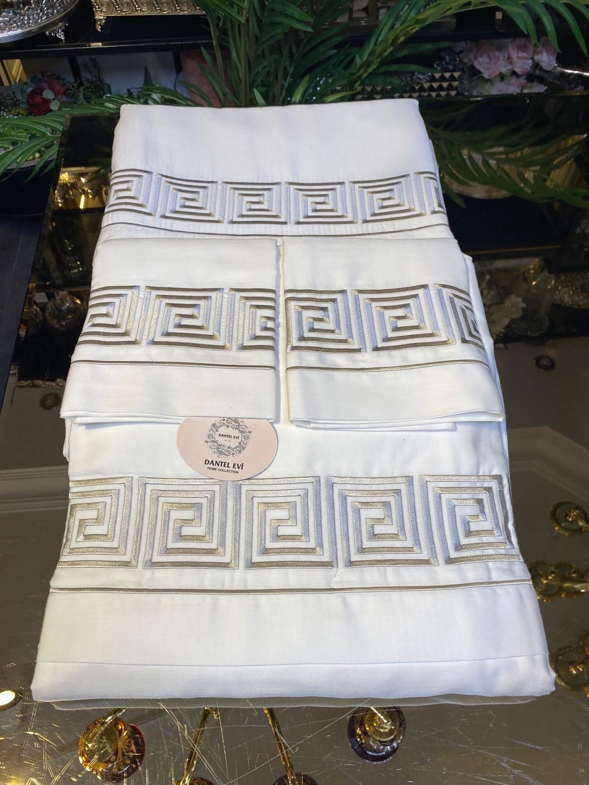 Gri İri Versace Model Çift Kişilik Nevresim ve Pike Takımı