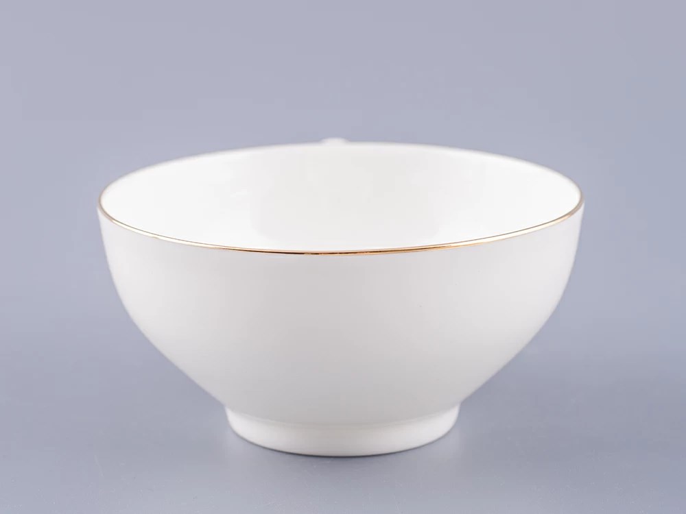 IMPERIAL ÇAY FİNCANI VE TABAĞI, KUBBE ŞEKLİNDE ALTIN ŞERİTLİ