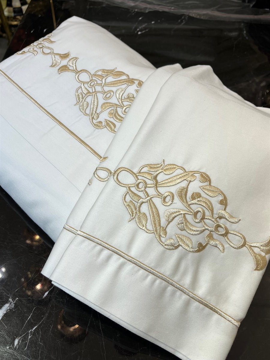 Karamel Damask Model Nakışlı Çift Kişilik Nevresim Takımı