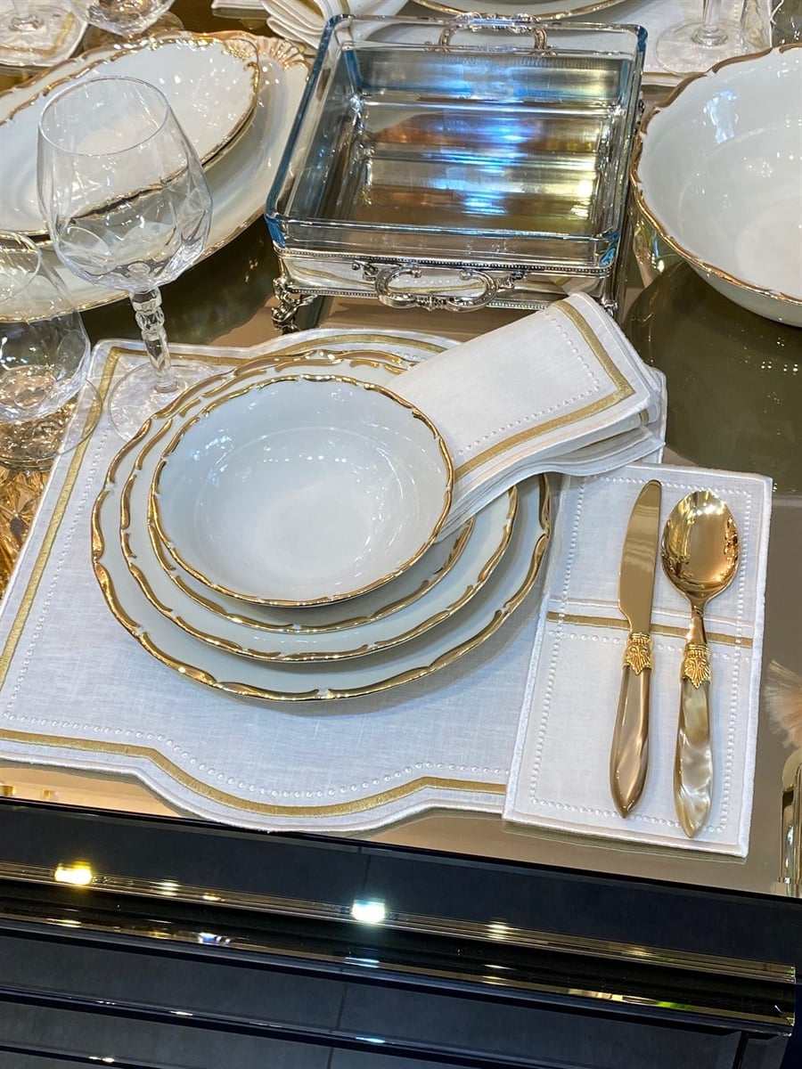 Köşe Gold Model Nakışlı Amerikan Servis Takımı