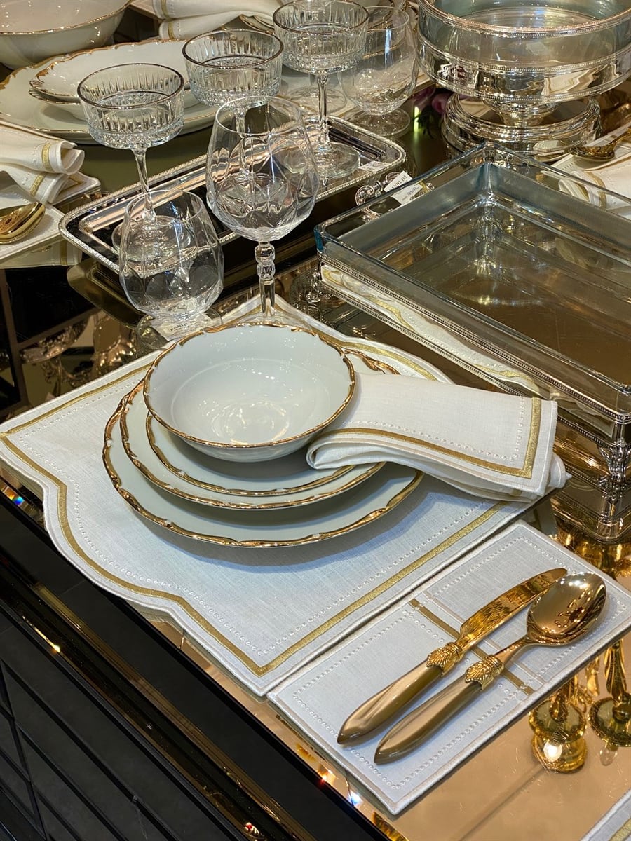 Köşe Gold Model Nakışlı Amerikan Servis Takımı