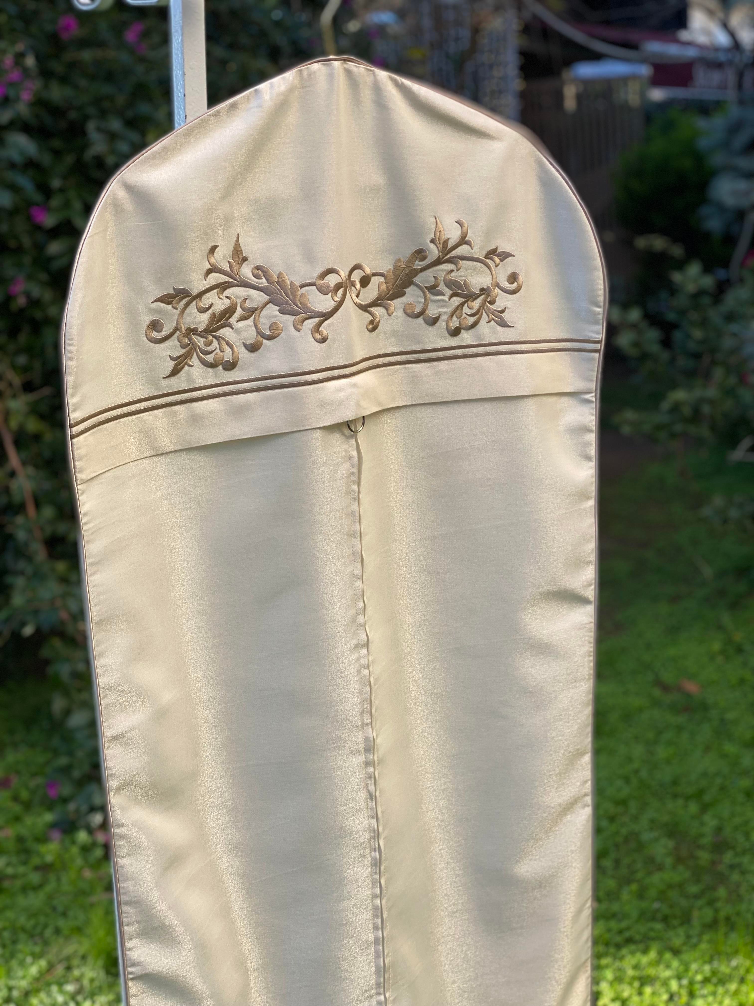 Krem Dönence Model Kahve Nakış Gamboç