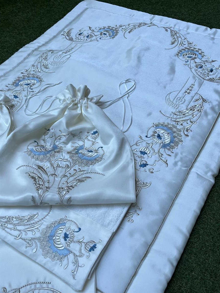 Krem Mihrap Gümüş Nakış Beş Parça Çeyizlik Seccade Takımı