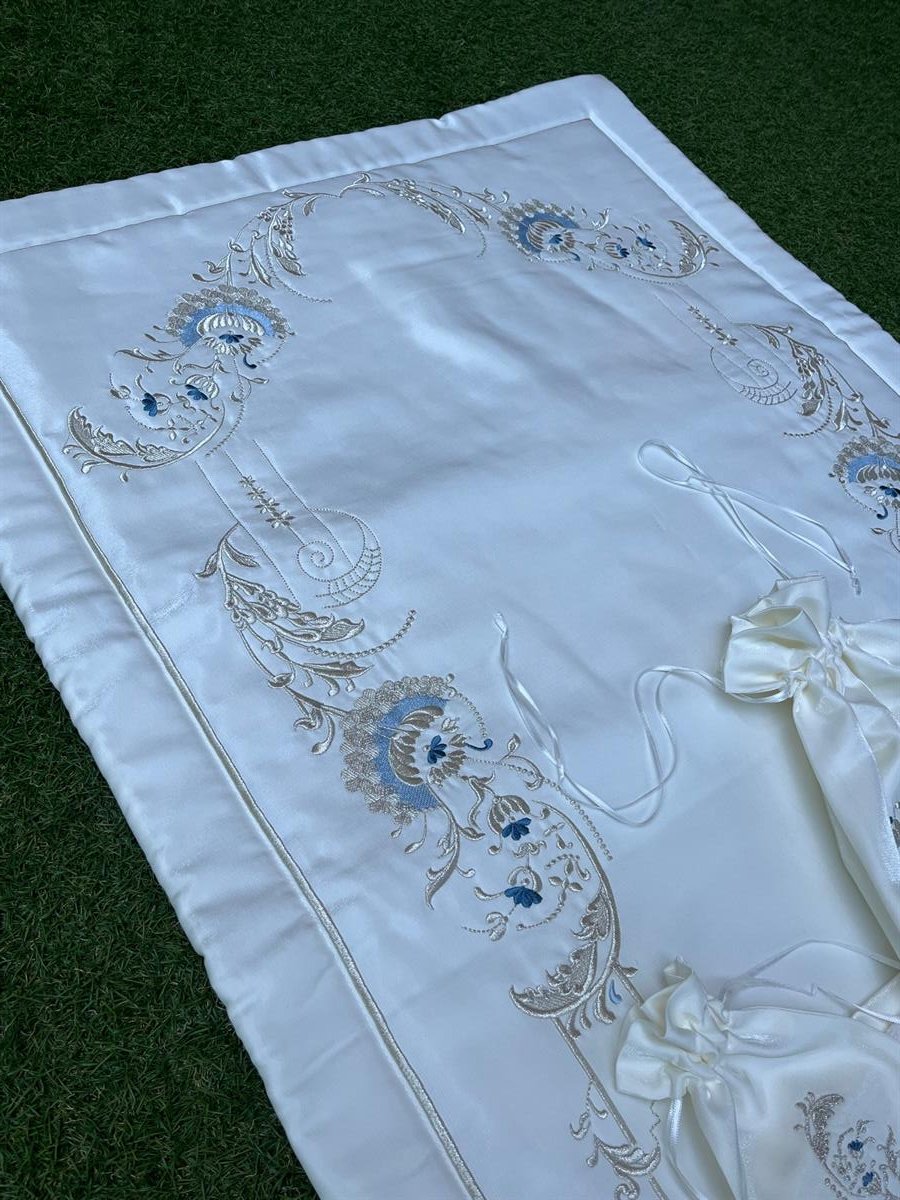 Krem Mihrap Gümüş Nakış Beş Parça Çeyizlik Seccade Takımı